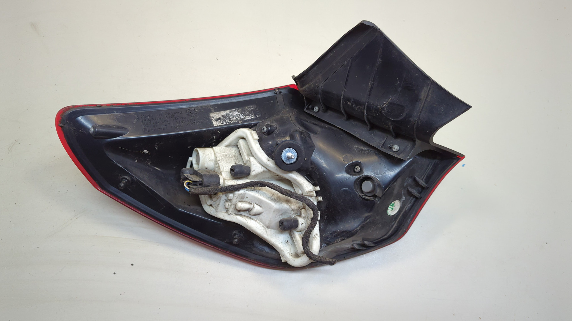 Фонарь задний правый