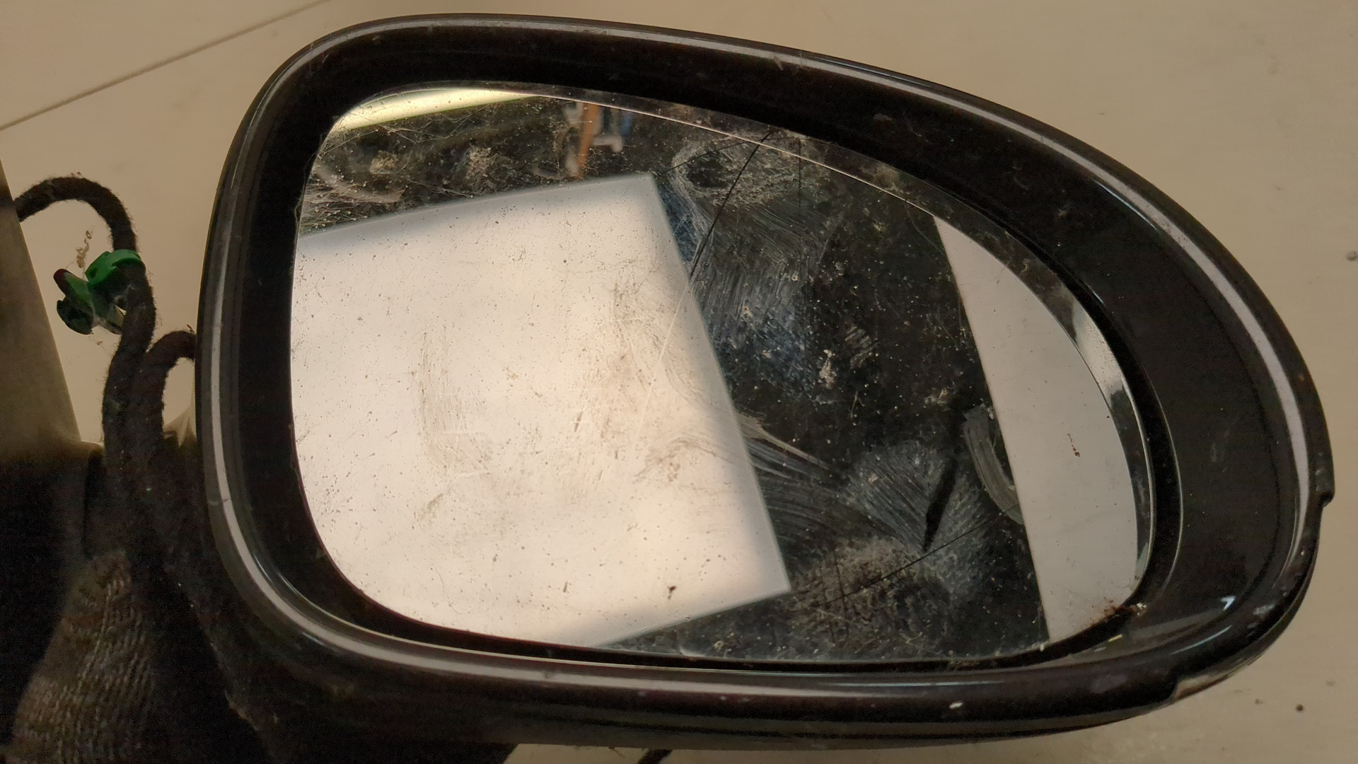 Зеркало правое электрическое