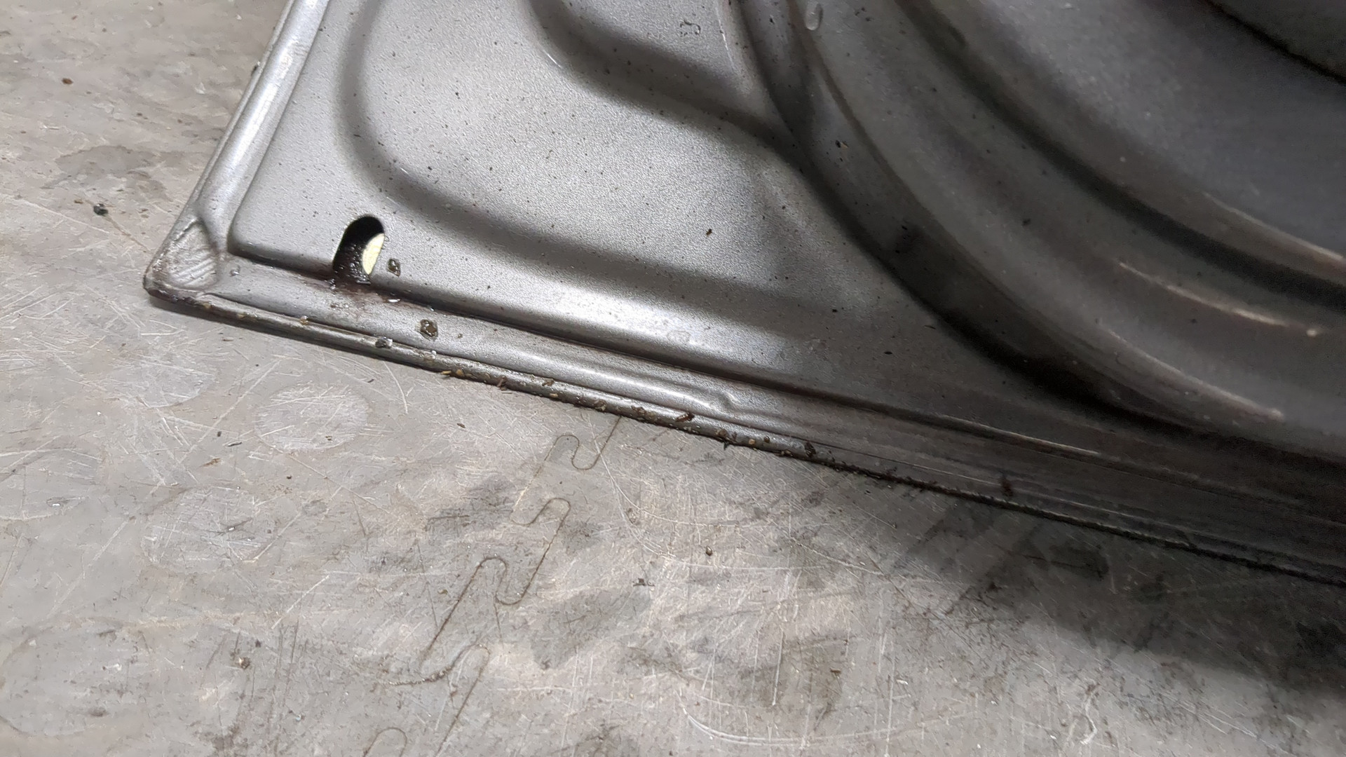 Дверь передняя левая