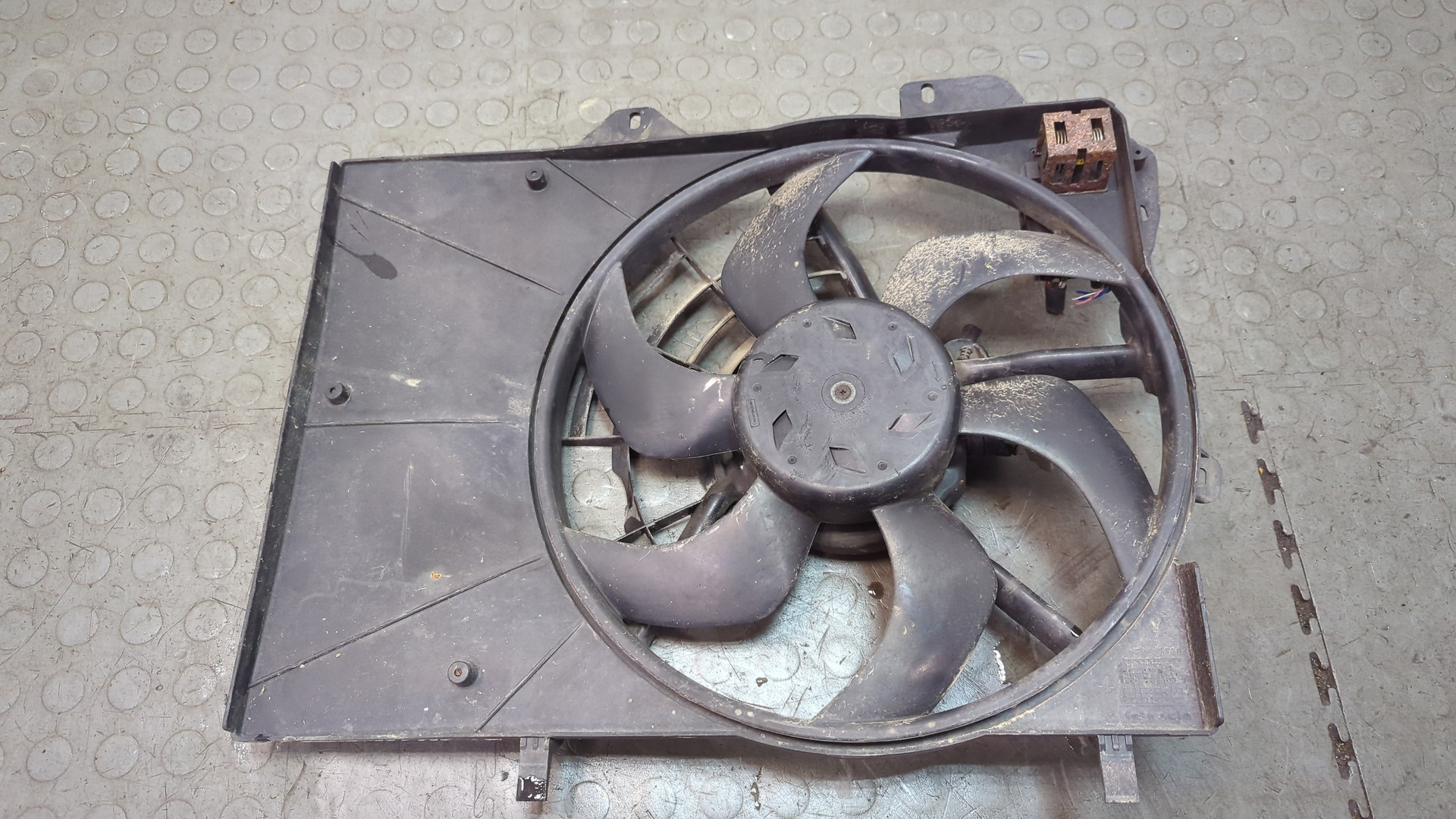 Вентилятор радиатора