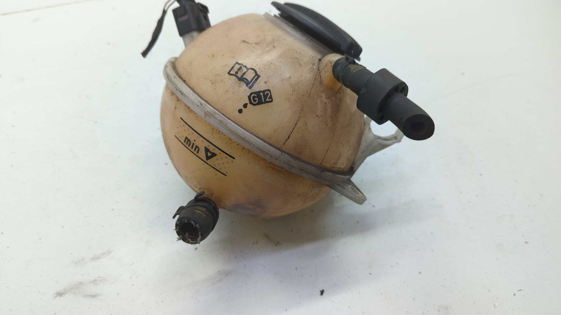 Бачок расширительный