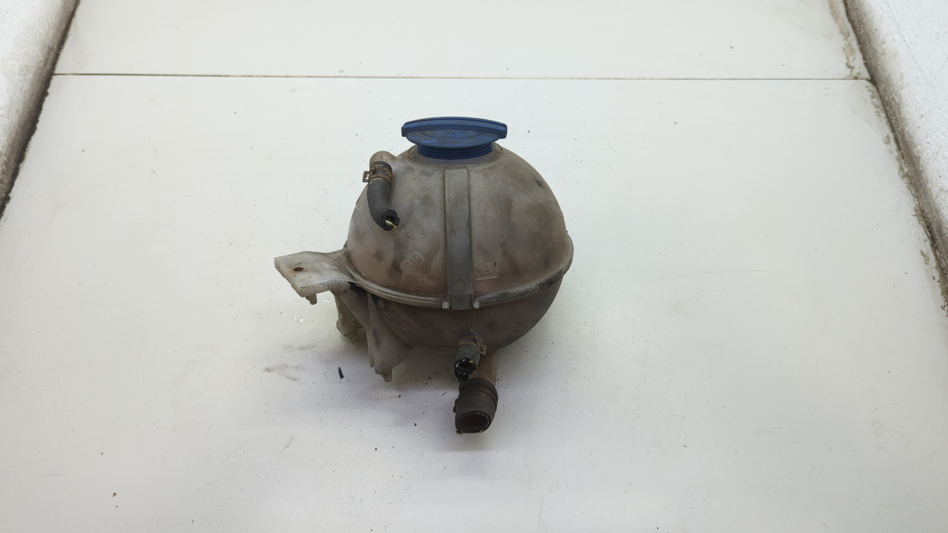 Бачок расширительный