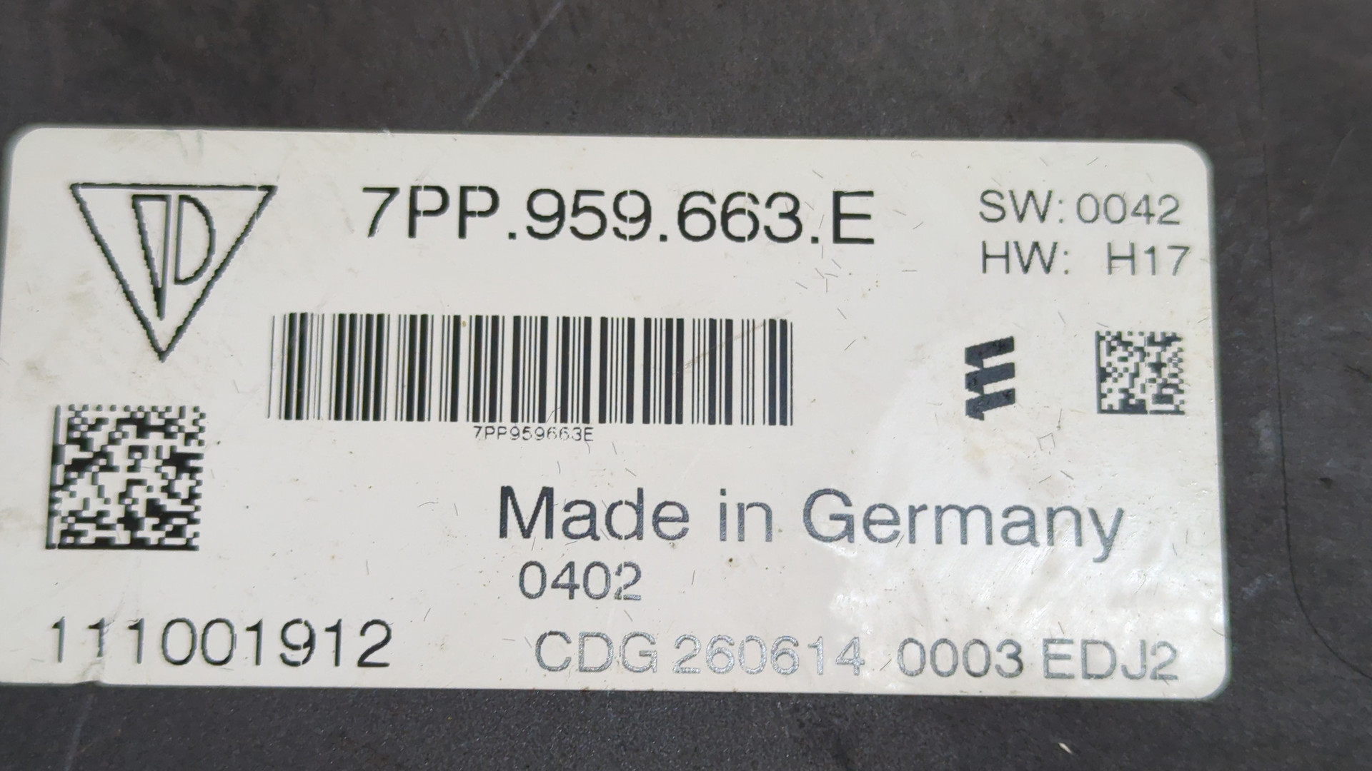 Преобразователь напряжения (адаптер)