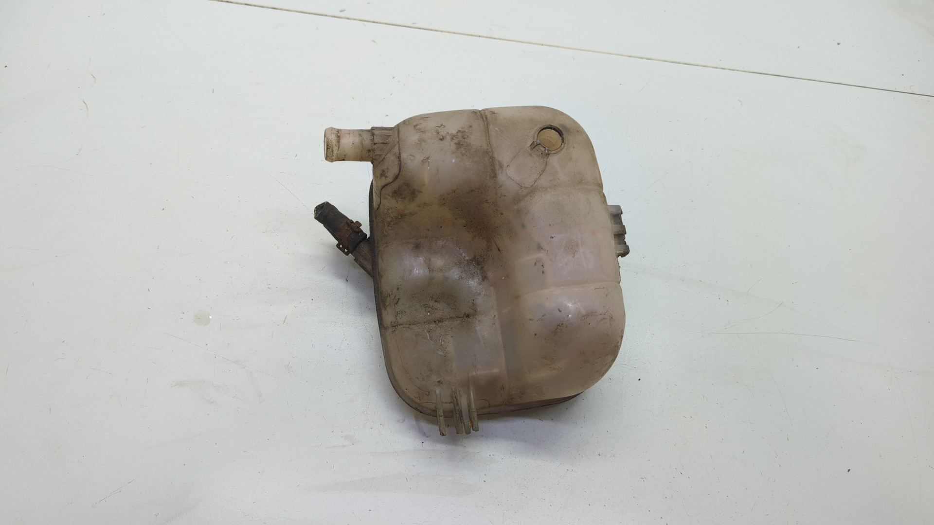 Бачок расширительный