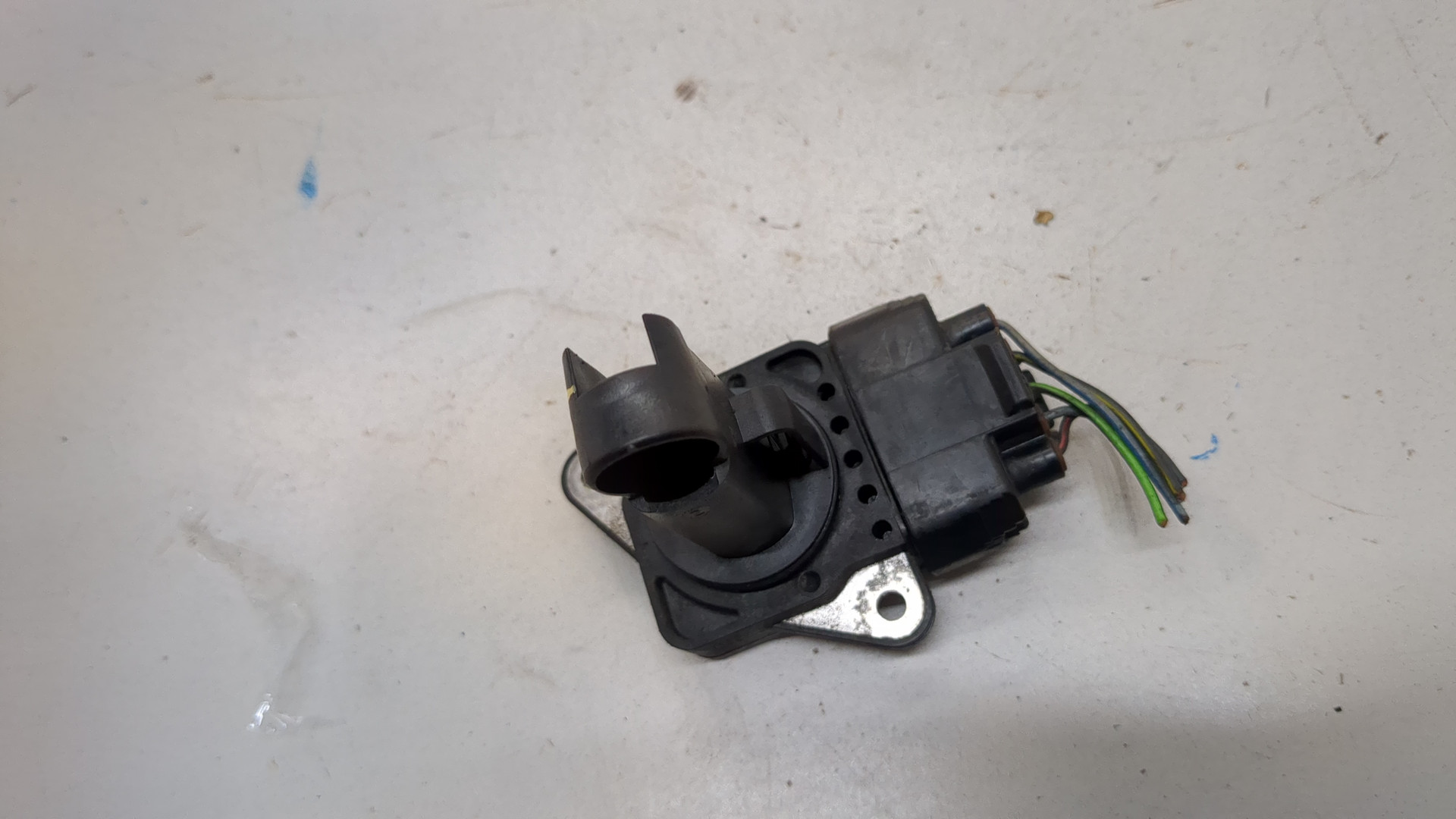 Расходомер воздуха (ДМРВ)