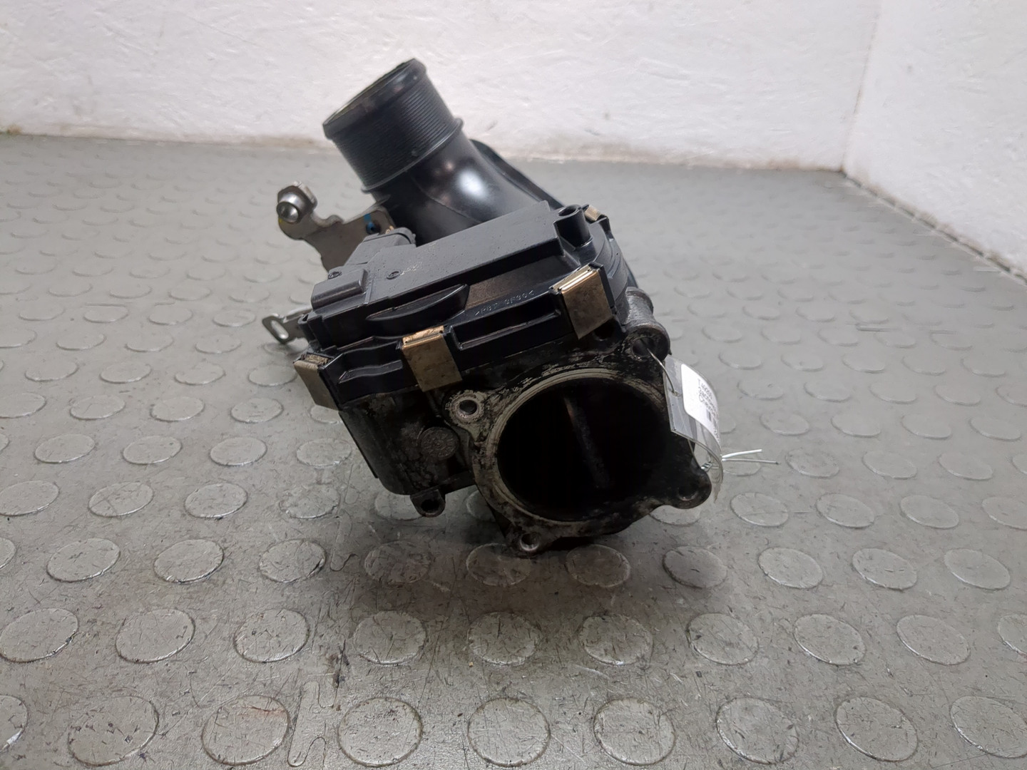 Заслонка дроссельная электрическая