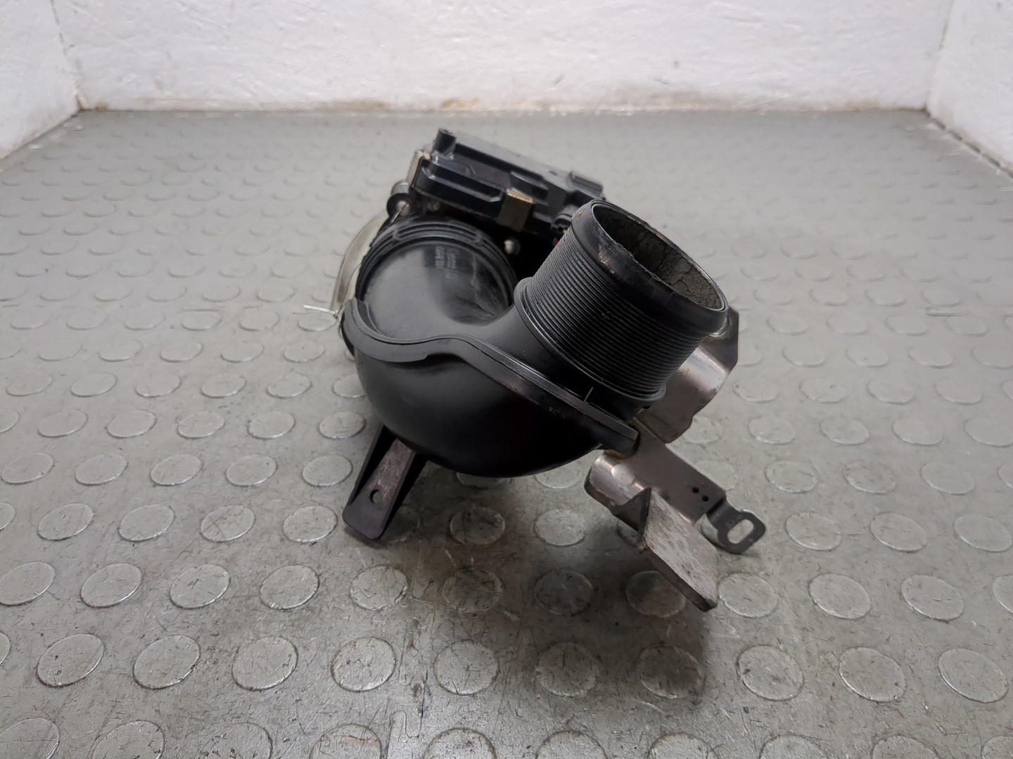 Заслонка дроссельная электрическая