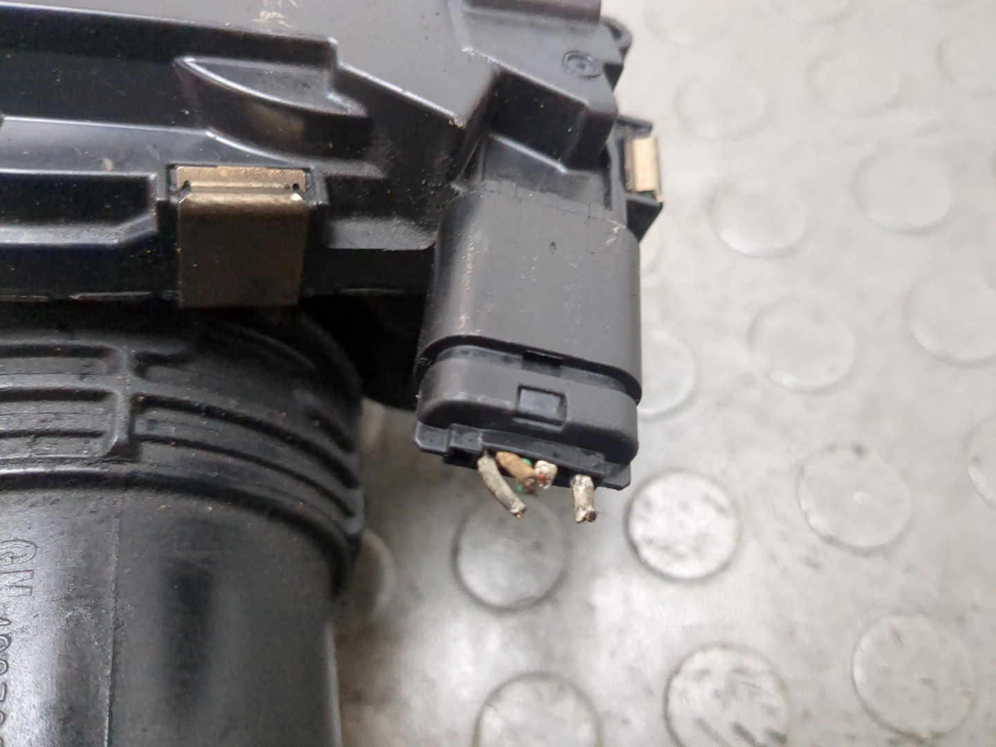 Заслонка дроссельная электрическая