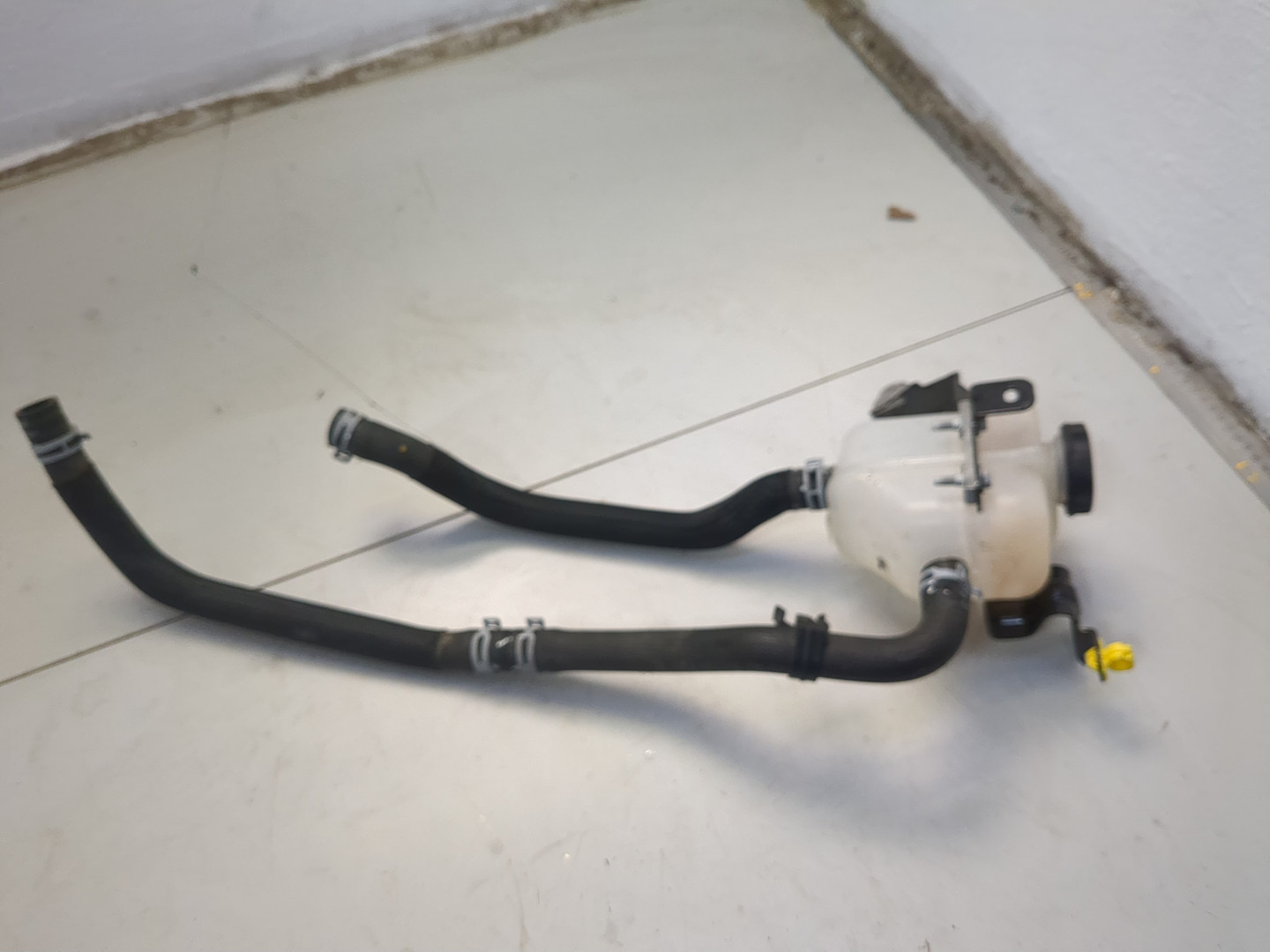 Бачок расширительный