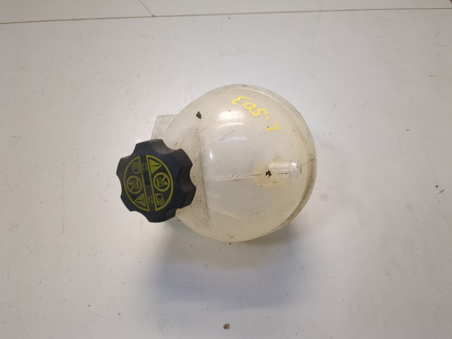 Бачок расширительный