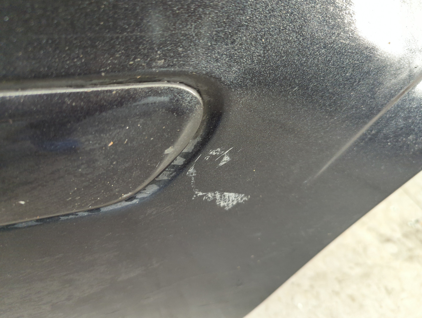 Дверь задняя левая