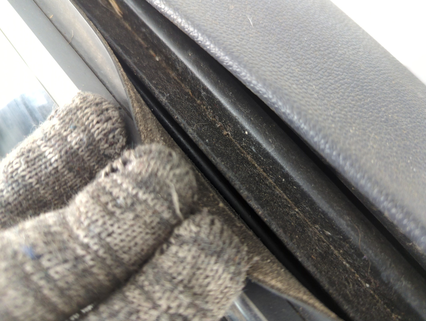 Дверь задняя левая