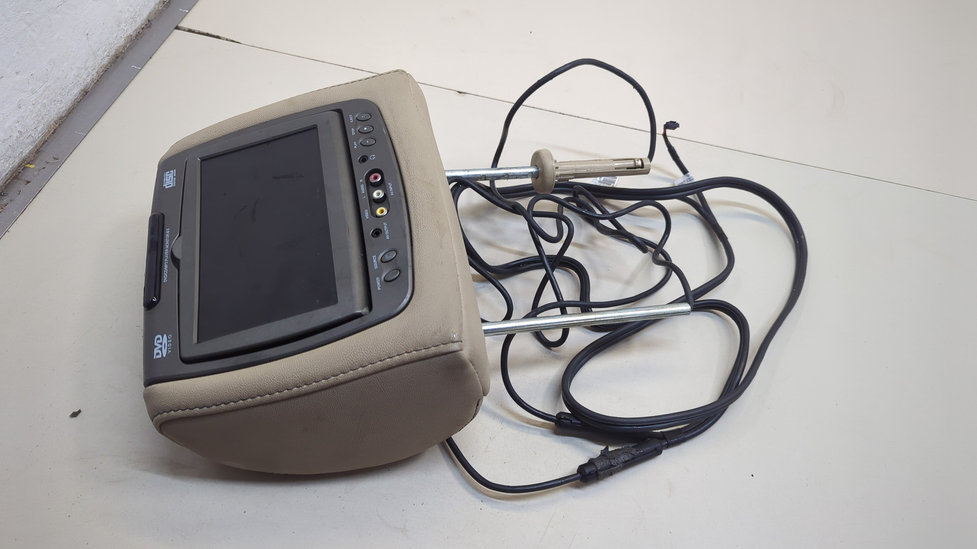 Подголовник сиденья