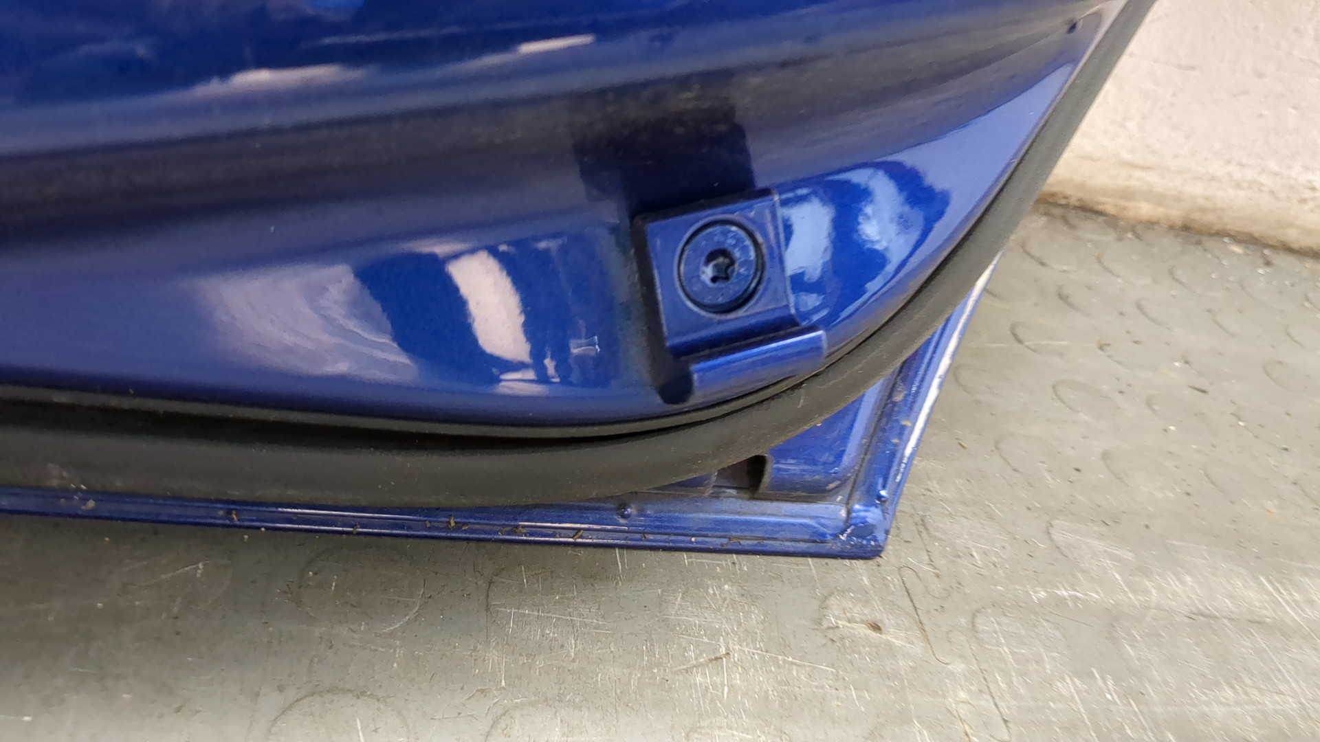 Дверь задняя правая