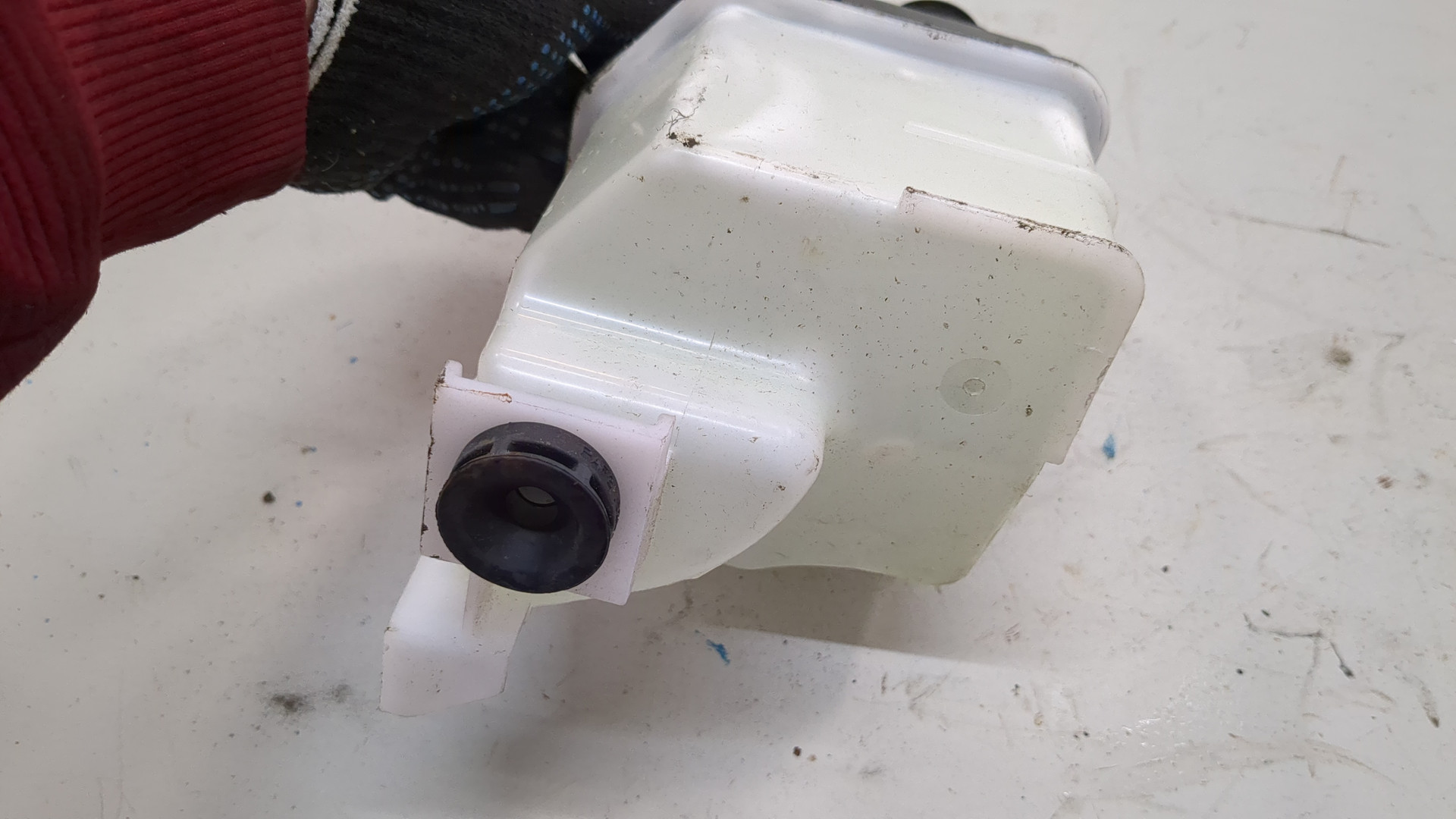 Бачок расширительный