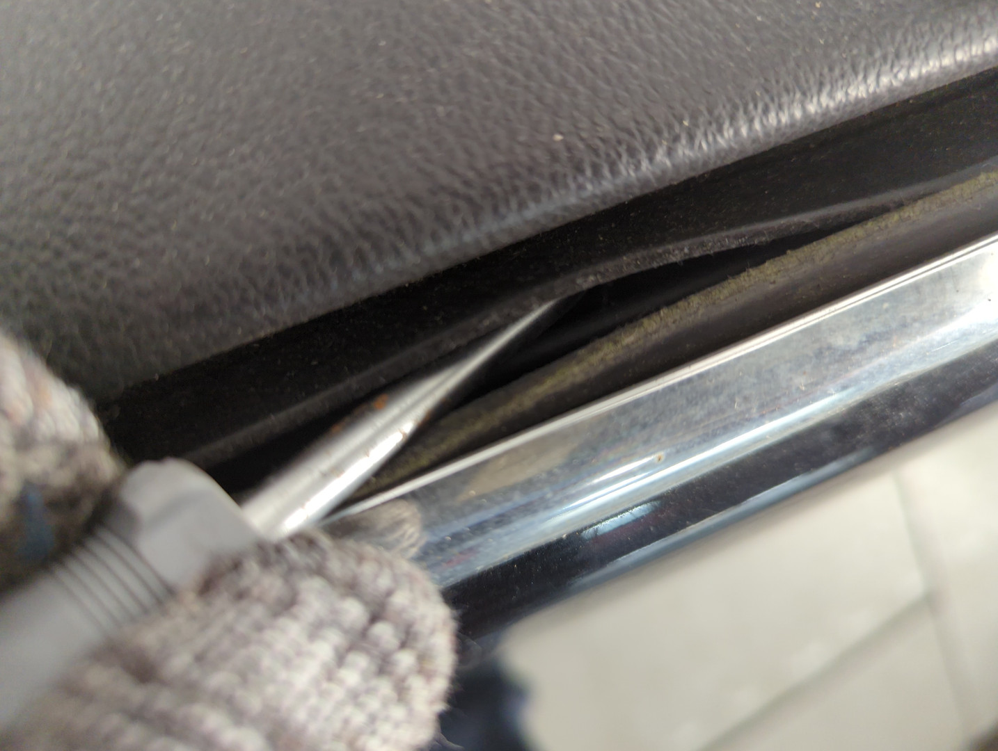 Дверь задняя правая