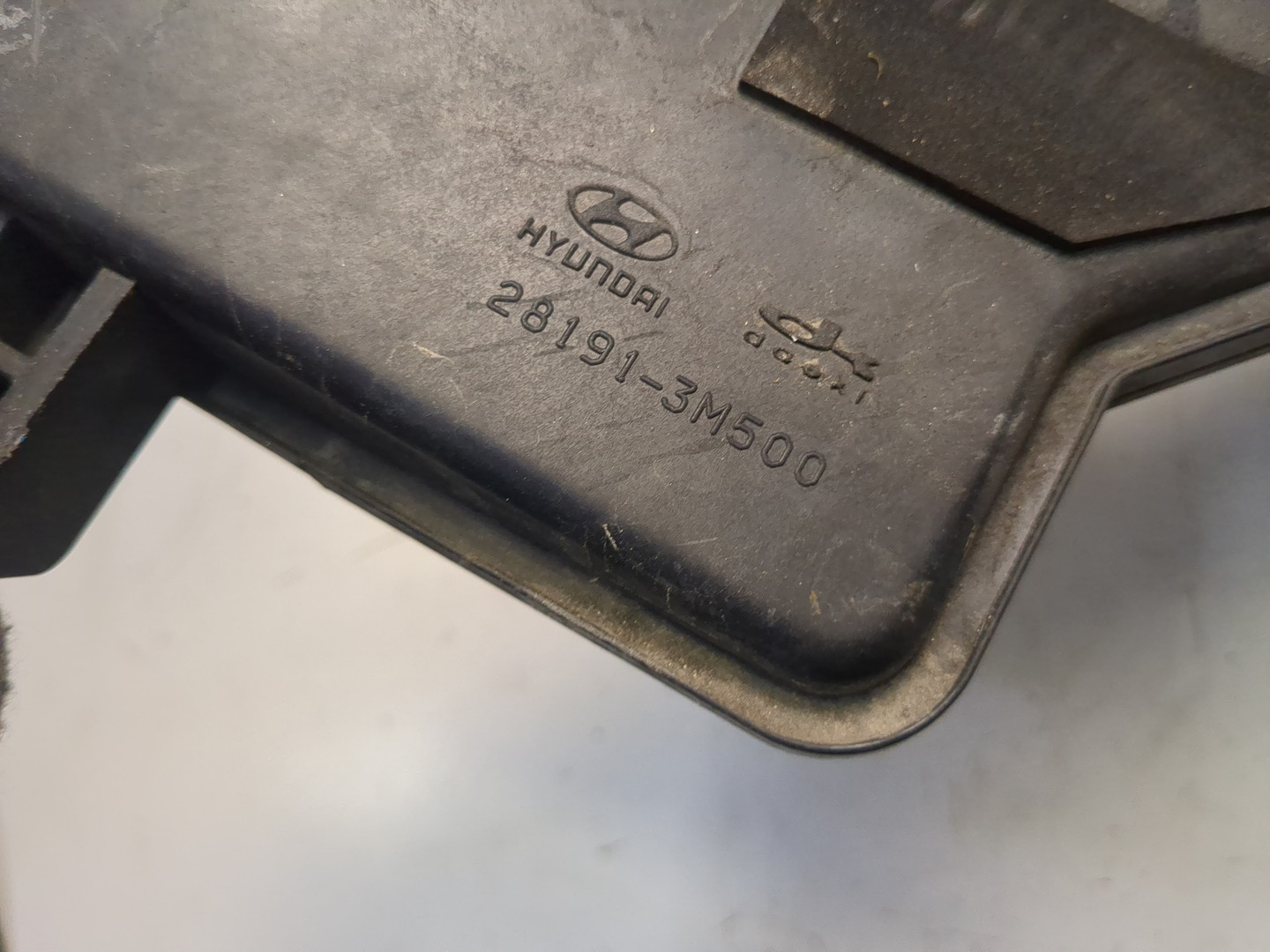 Патрубок воздушного фильтра