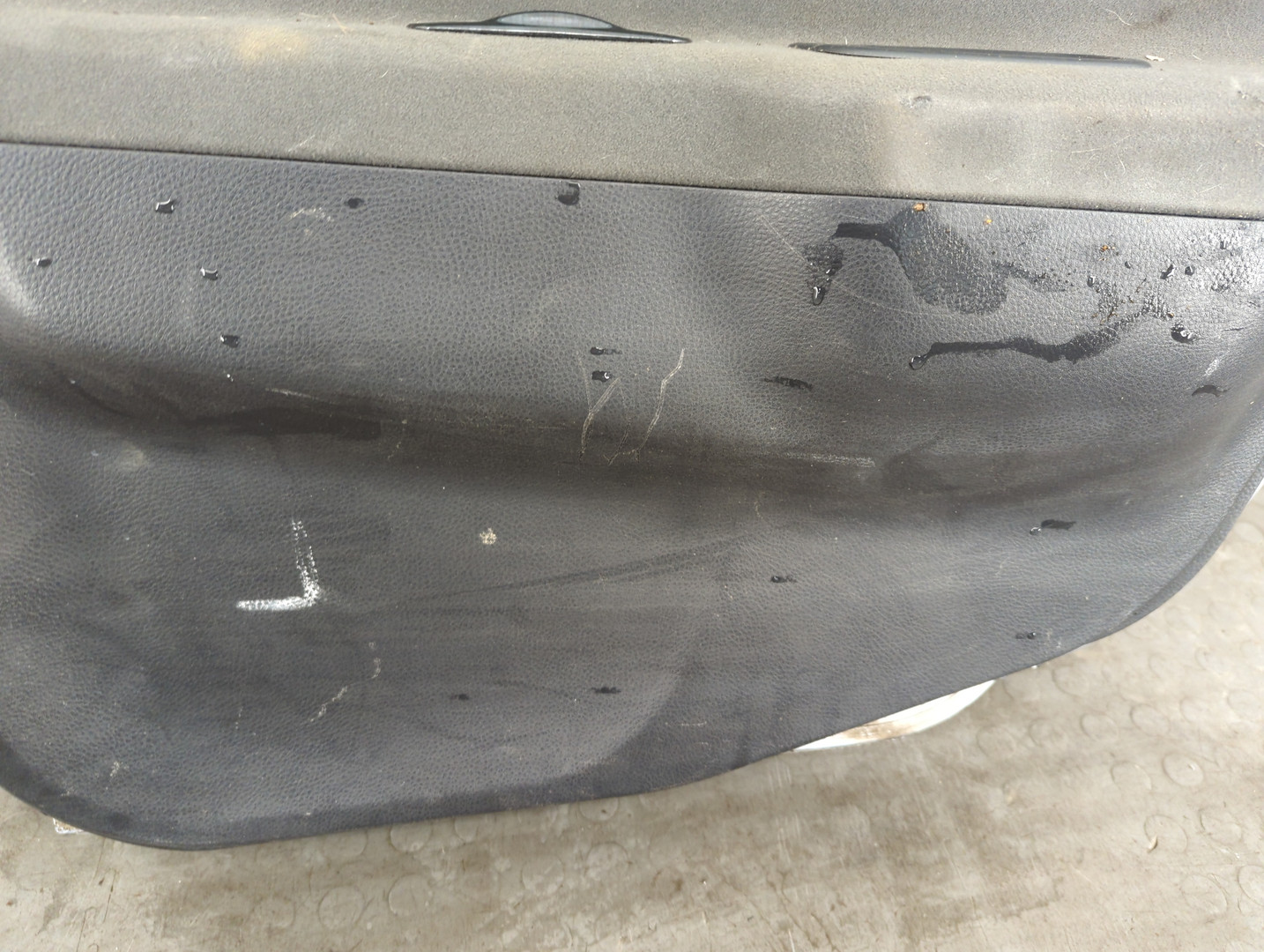 Дверь задняя правая