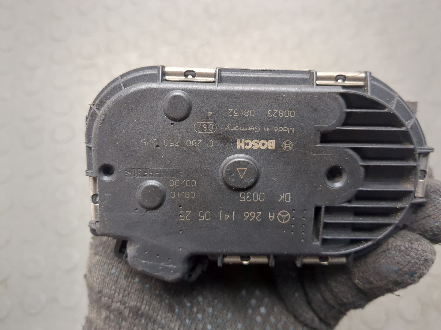 Заслонка дроссельная электрическая