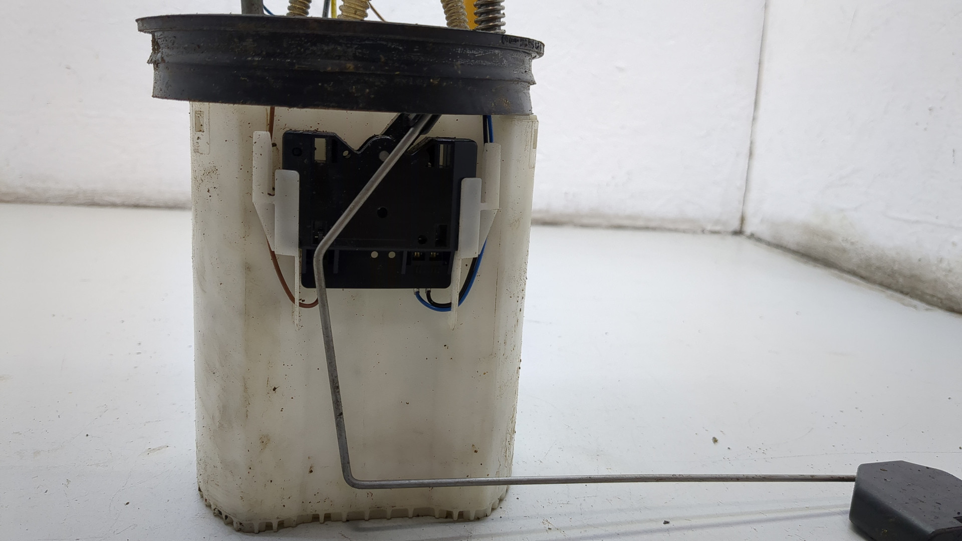 Насос топливный электрический