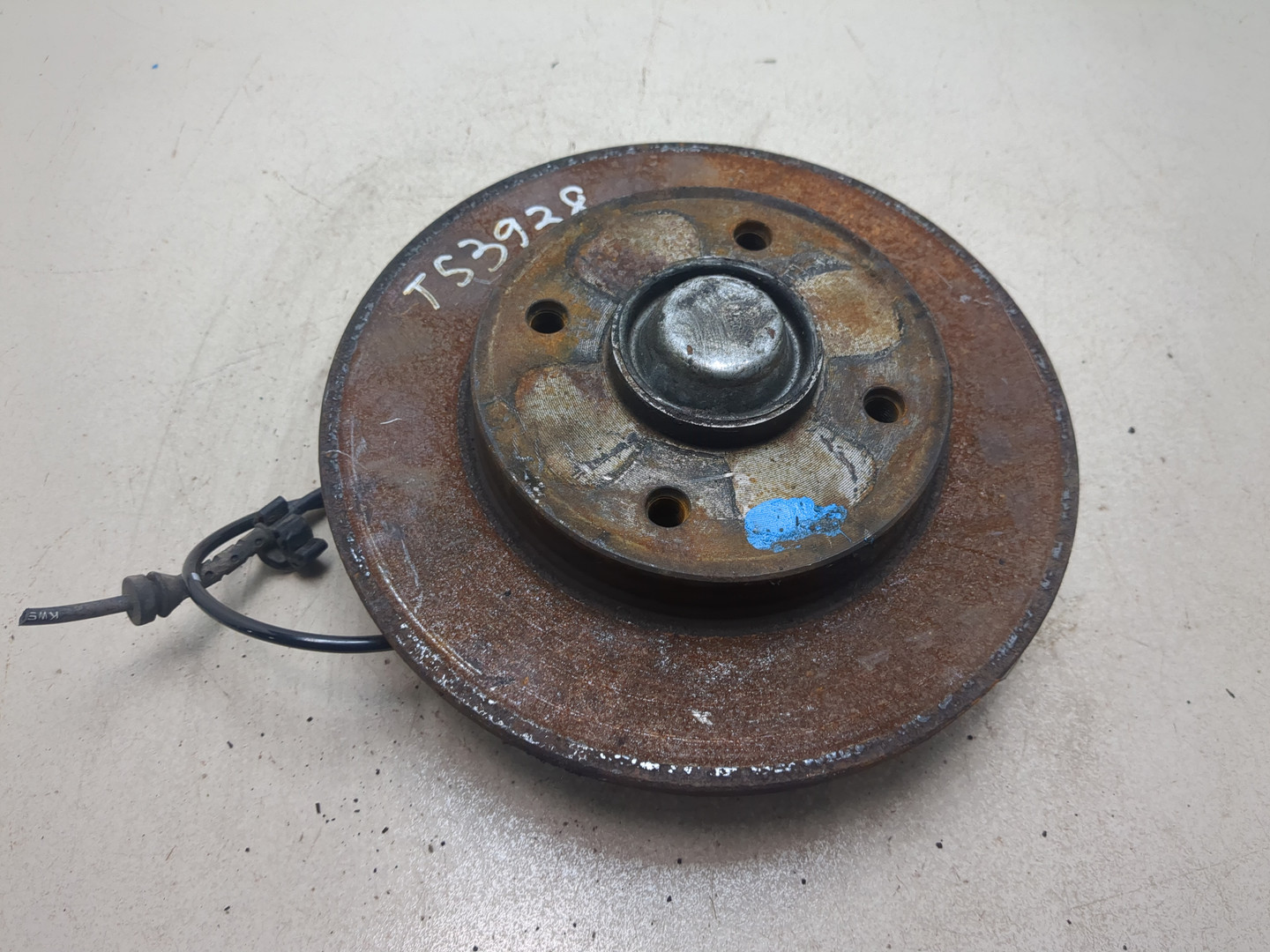 Кулак поворотный задний правый