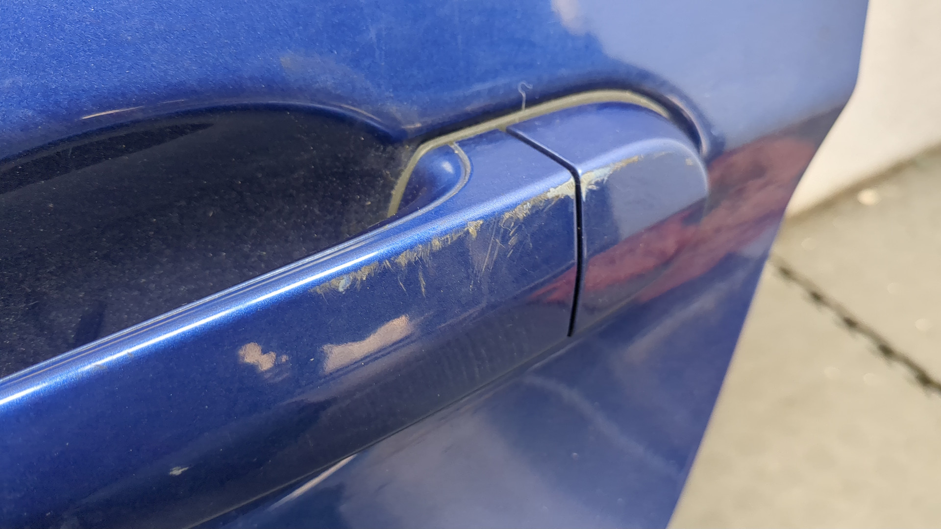 Дверь задняя левая