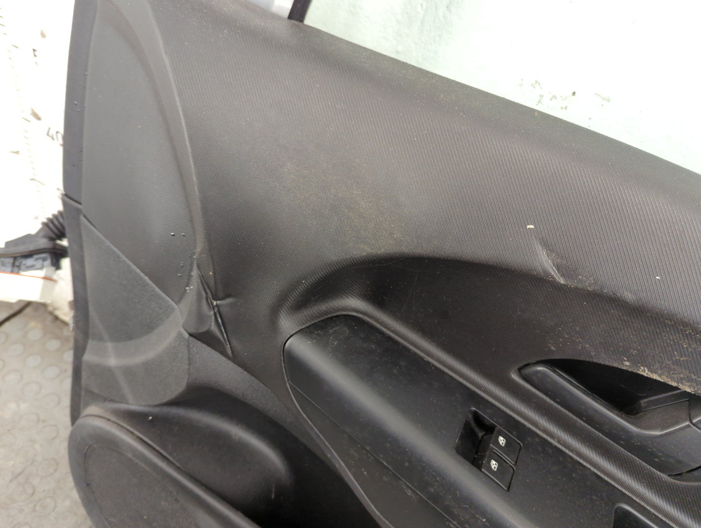 Дверь передняя правая