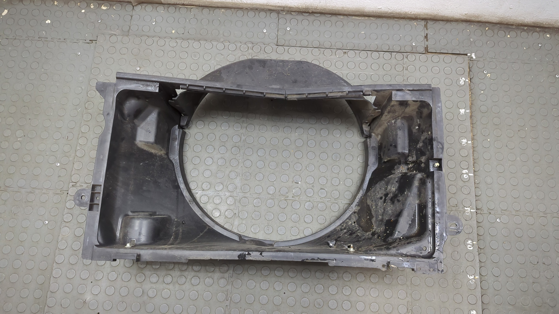 Диффузор вентилятора