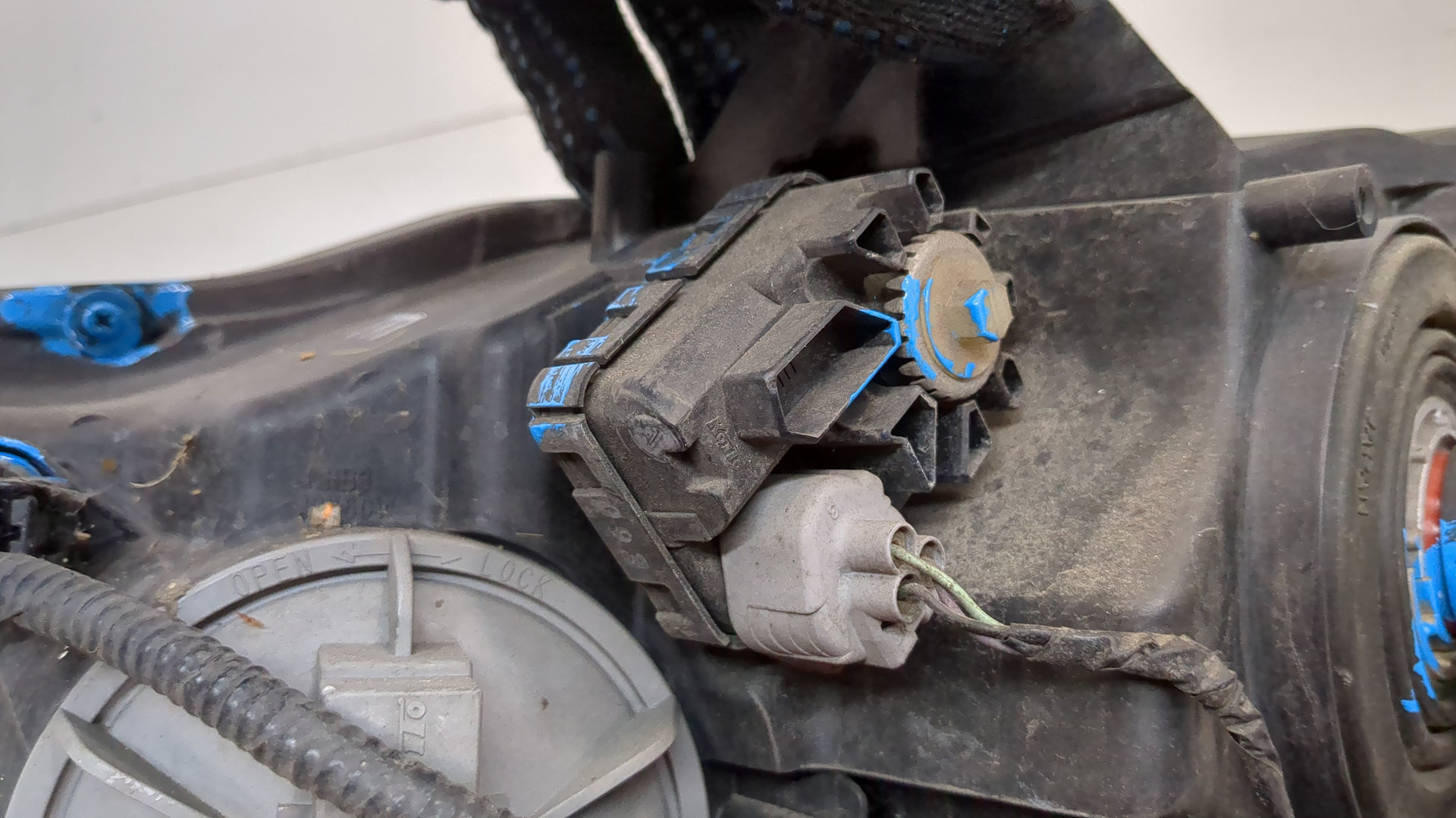 Фара правая