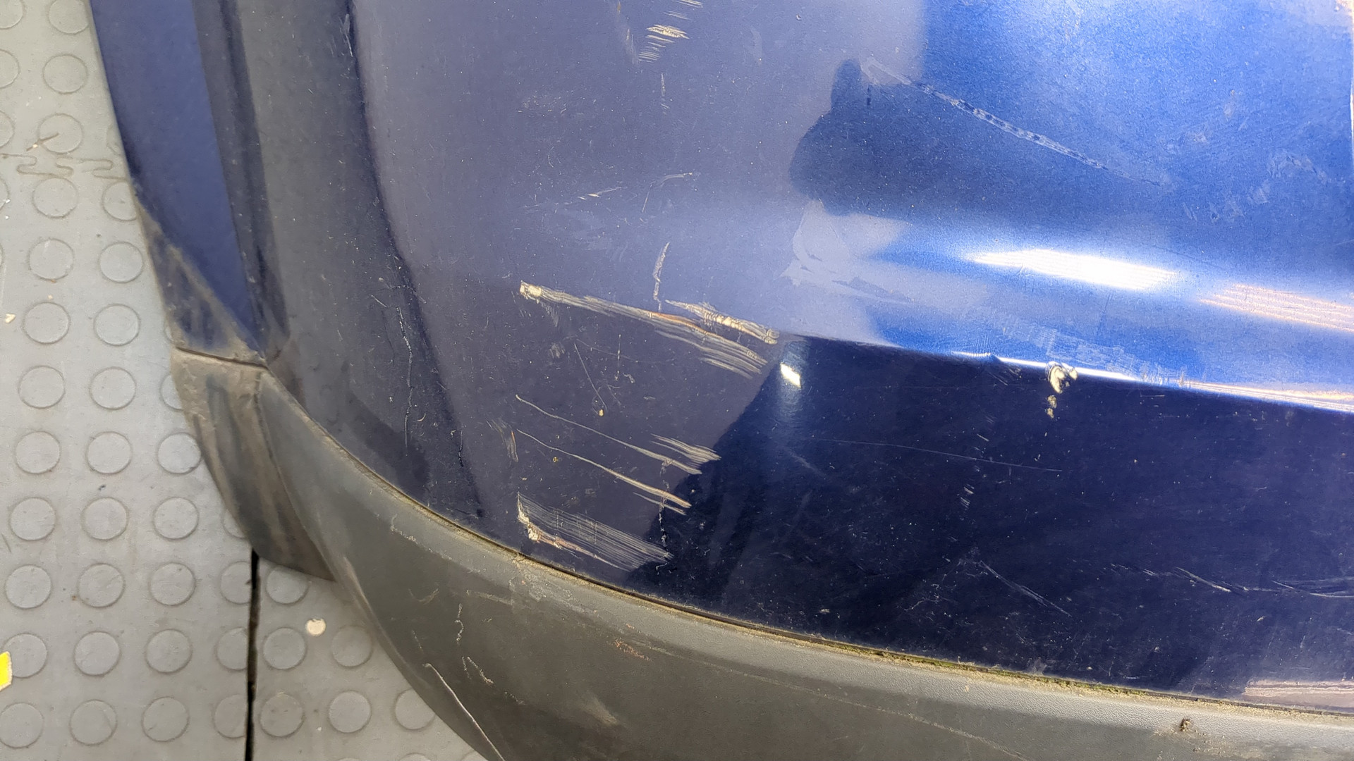 Бампер задний