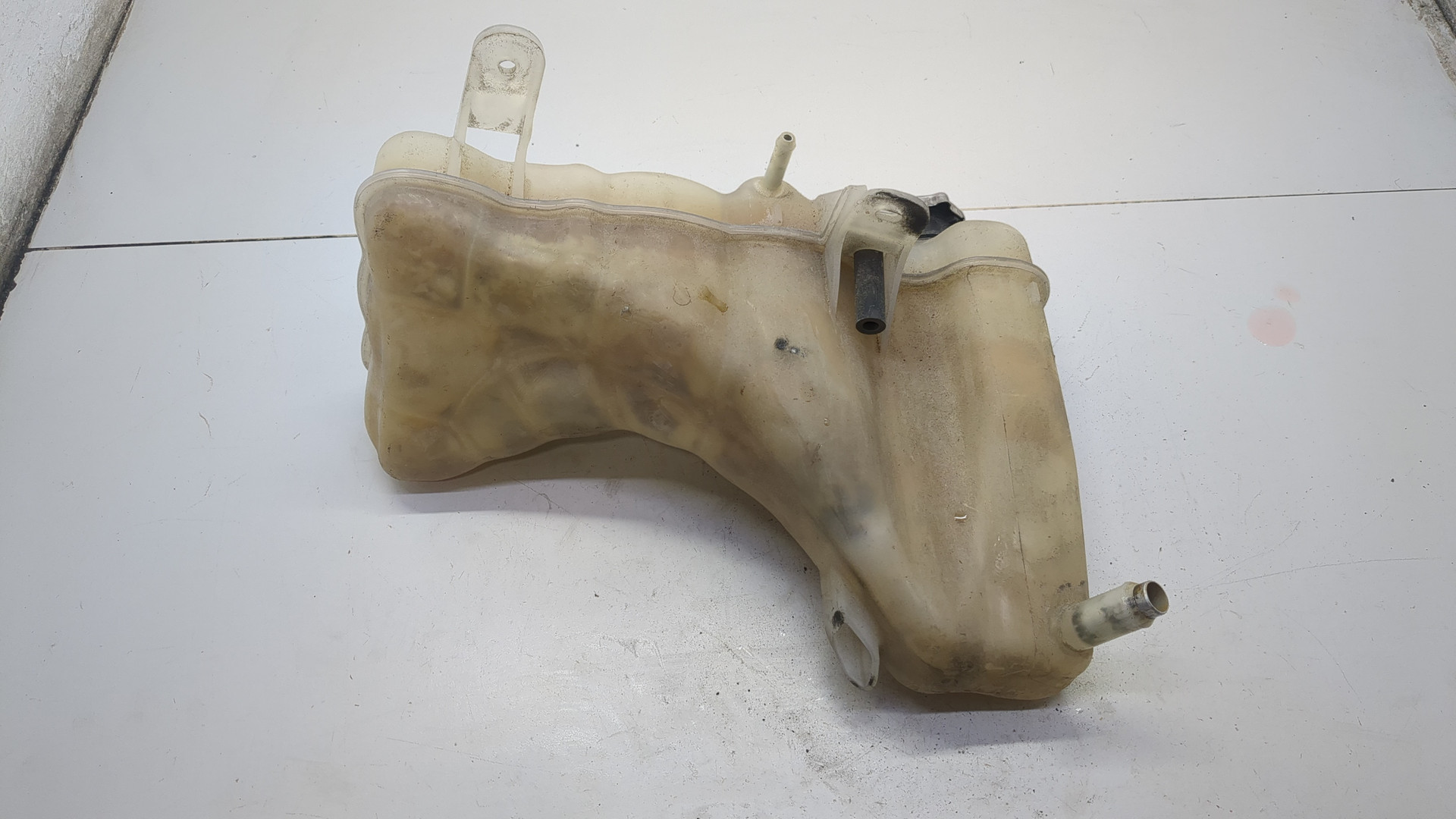 Бачок расширительный