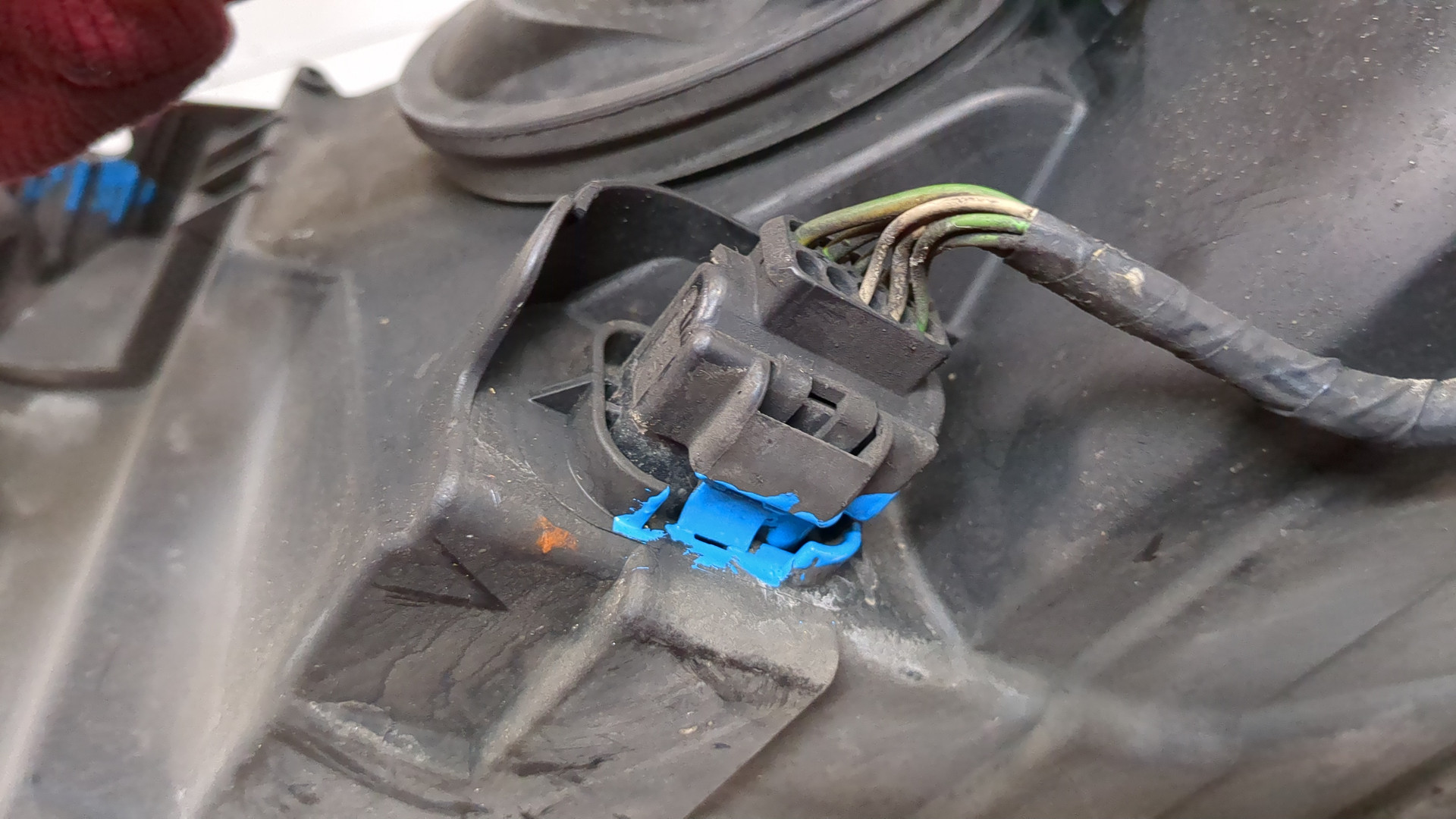 Фара правая