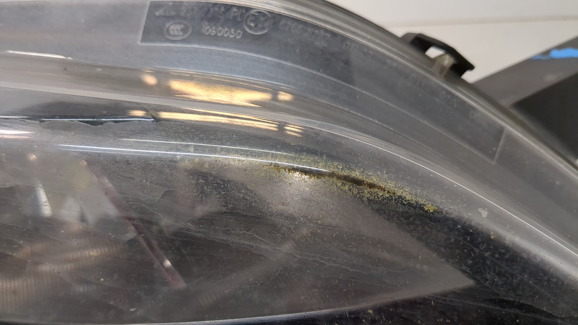 Фара правая