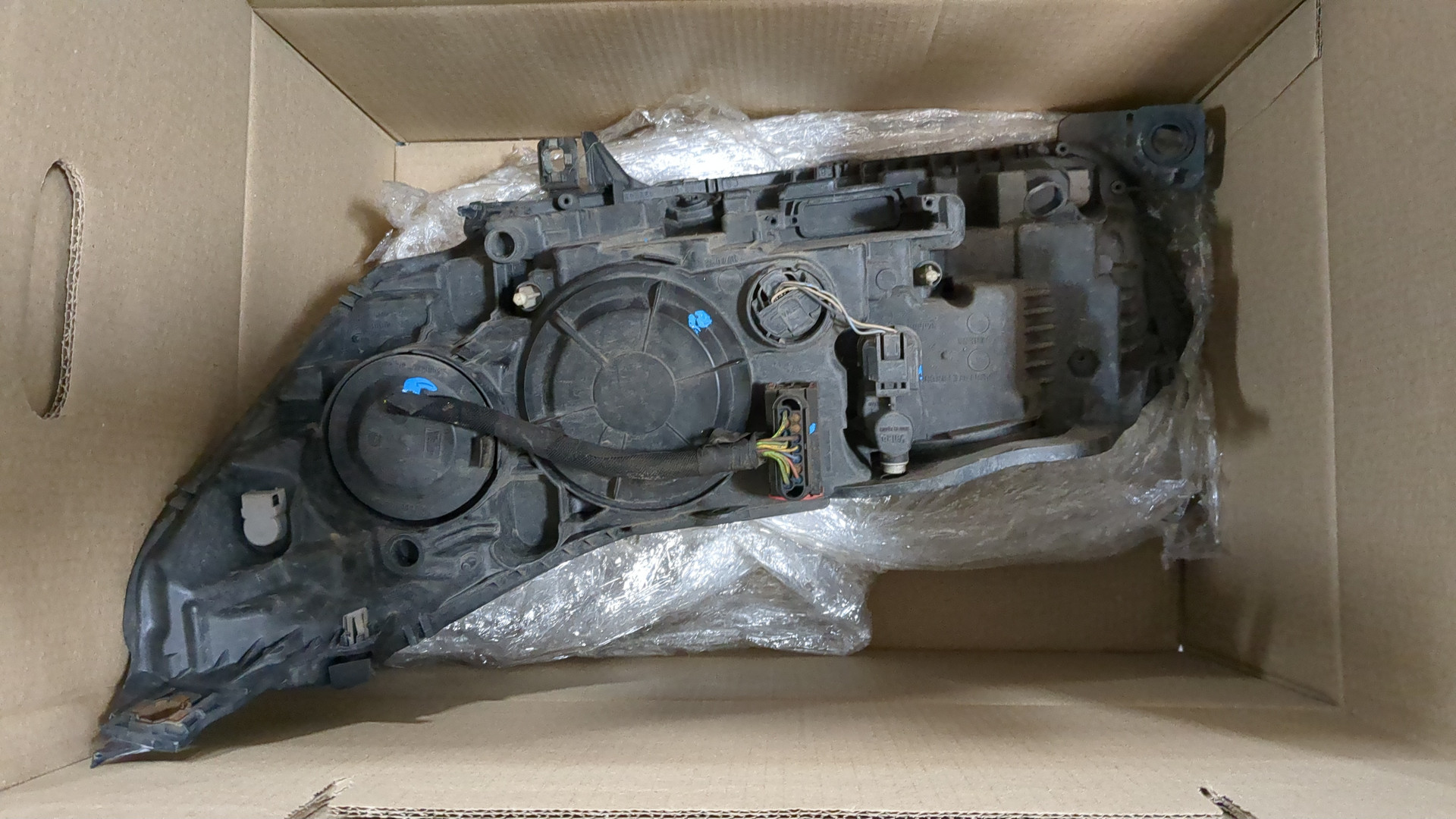 Фара правая