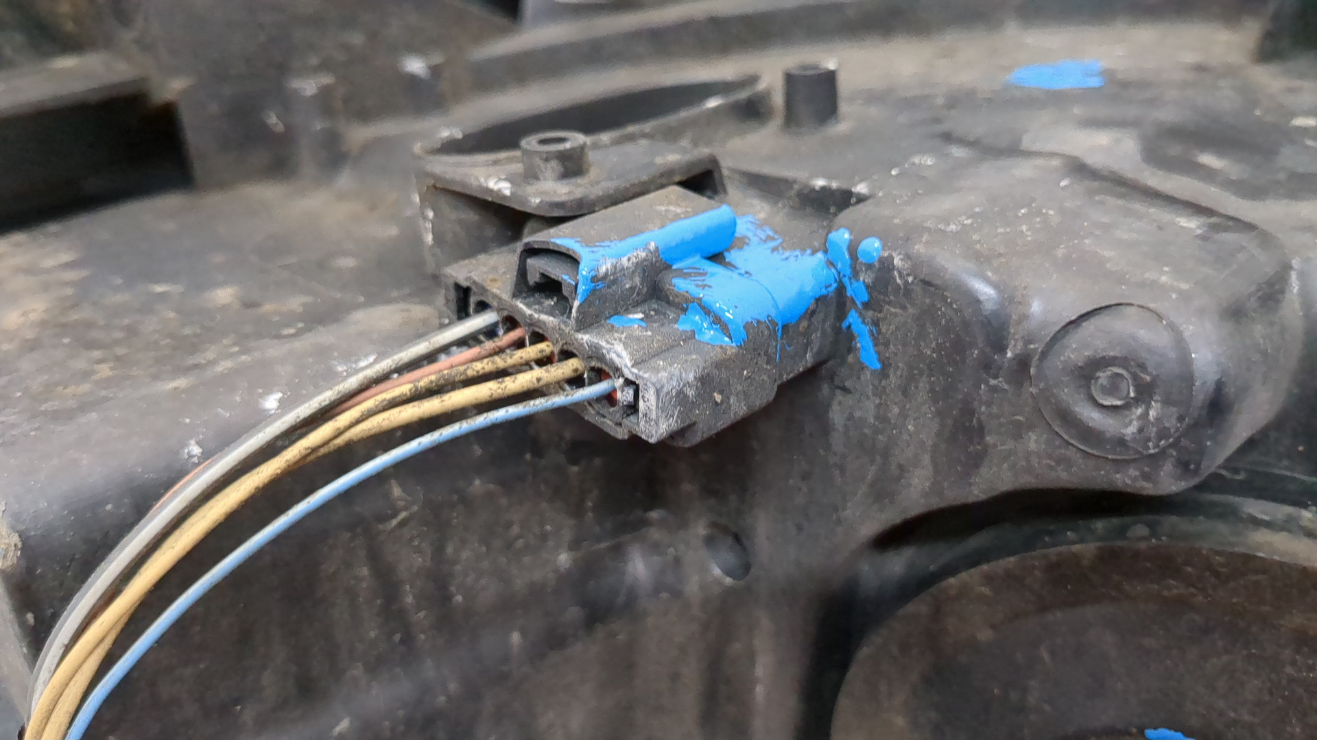 Фара правая