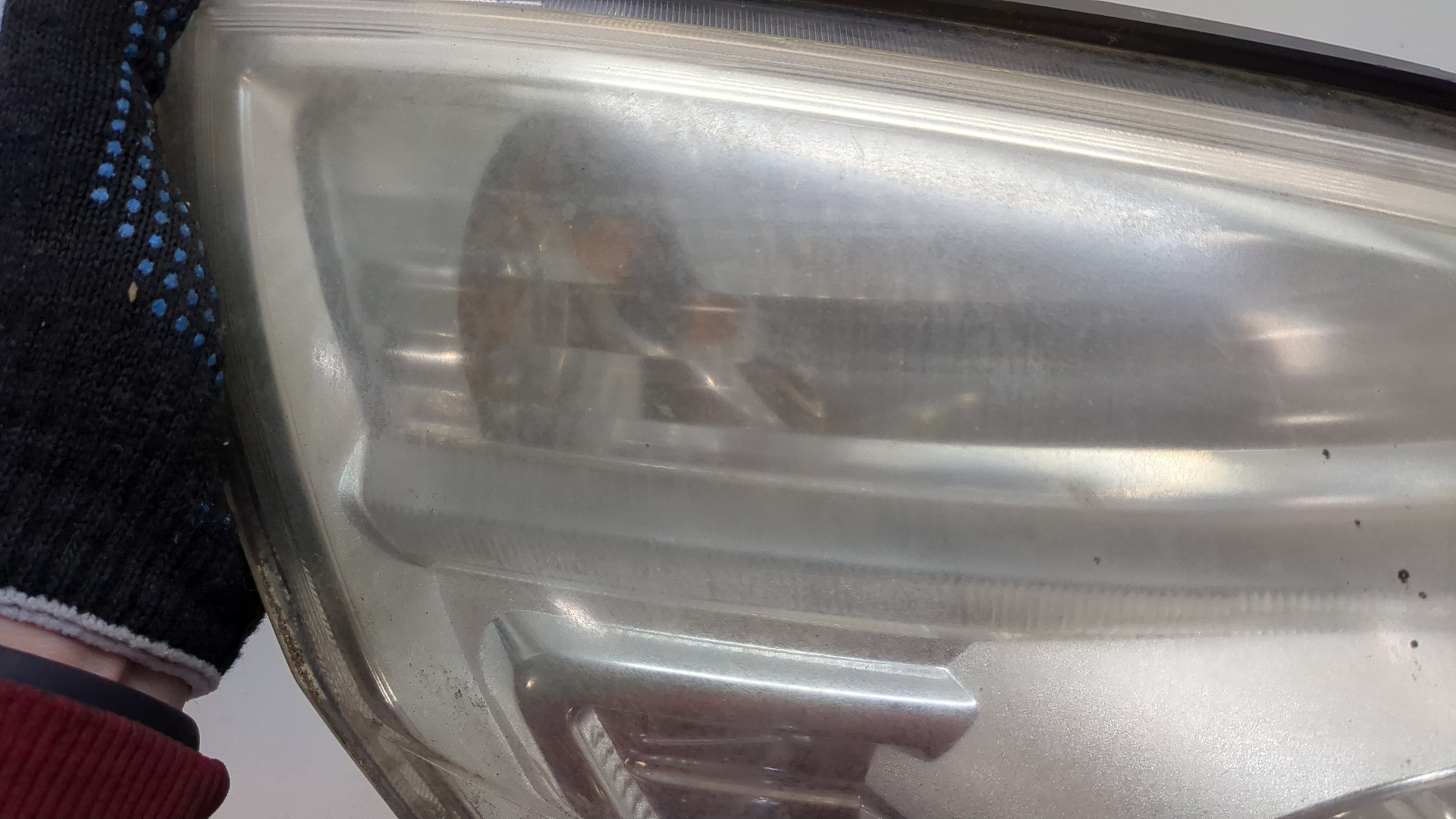 Фара правая