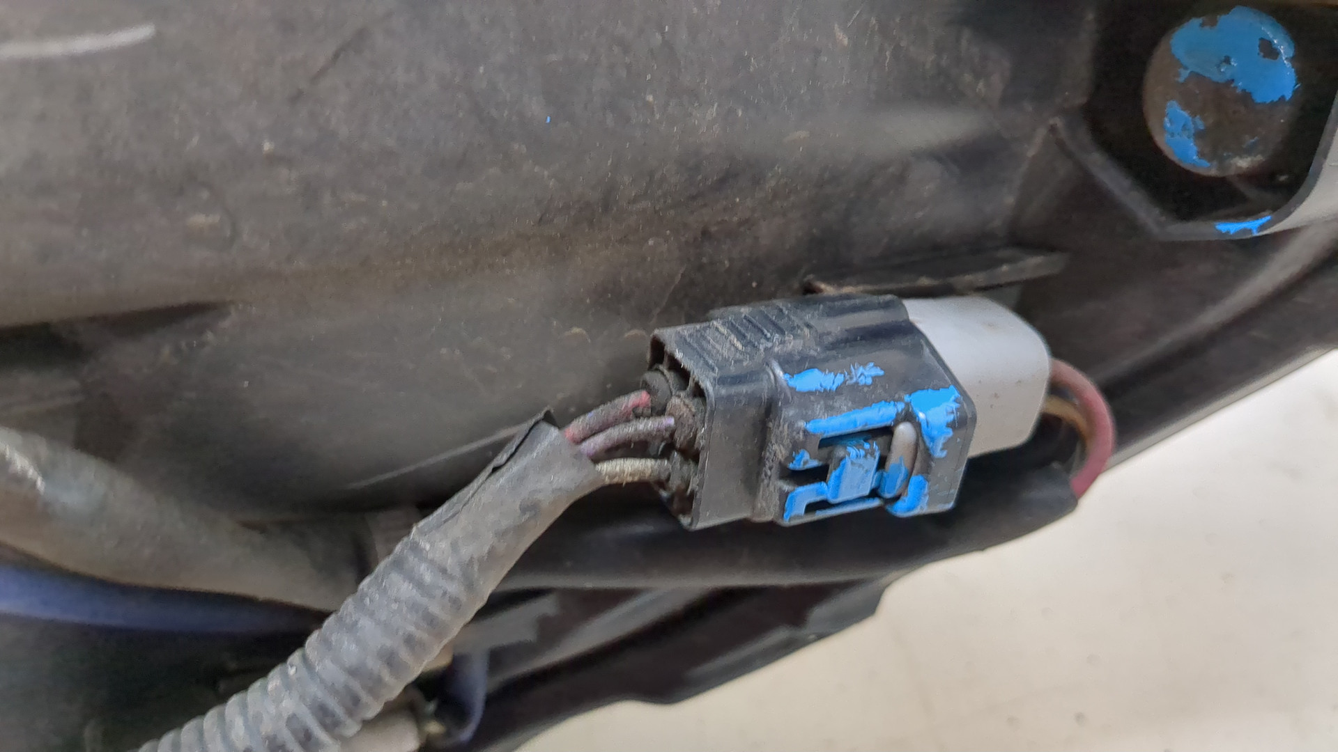 Фара правая