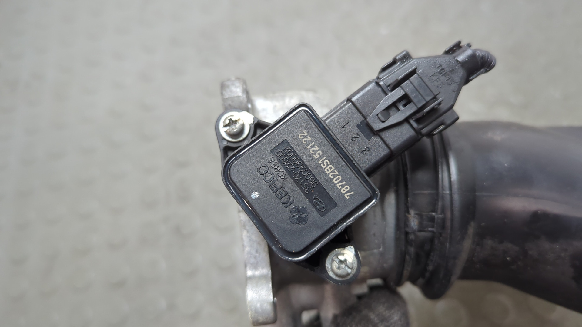 Заслонка дроссельная электрическая