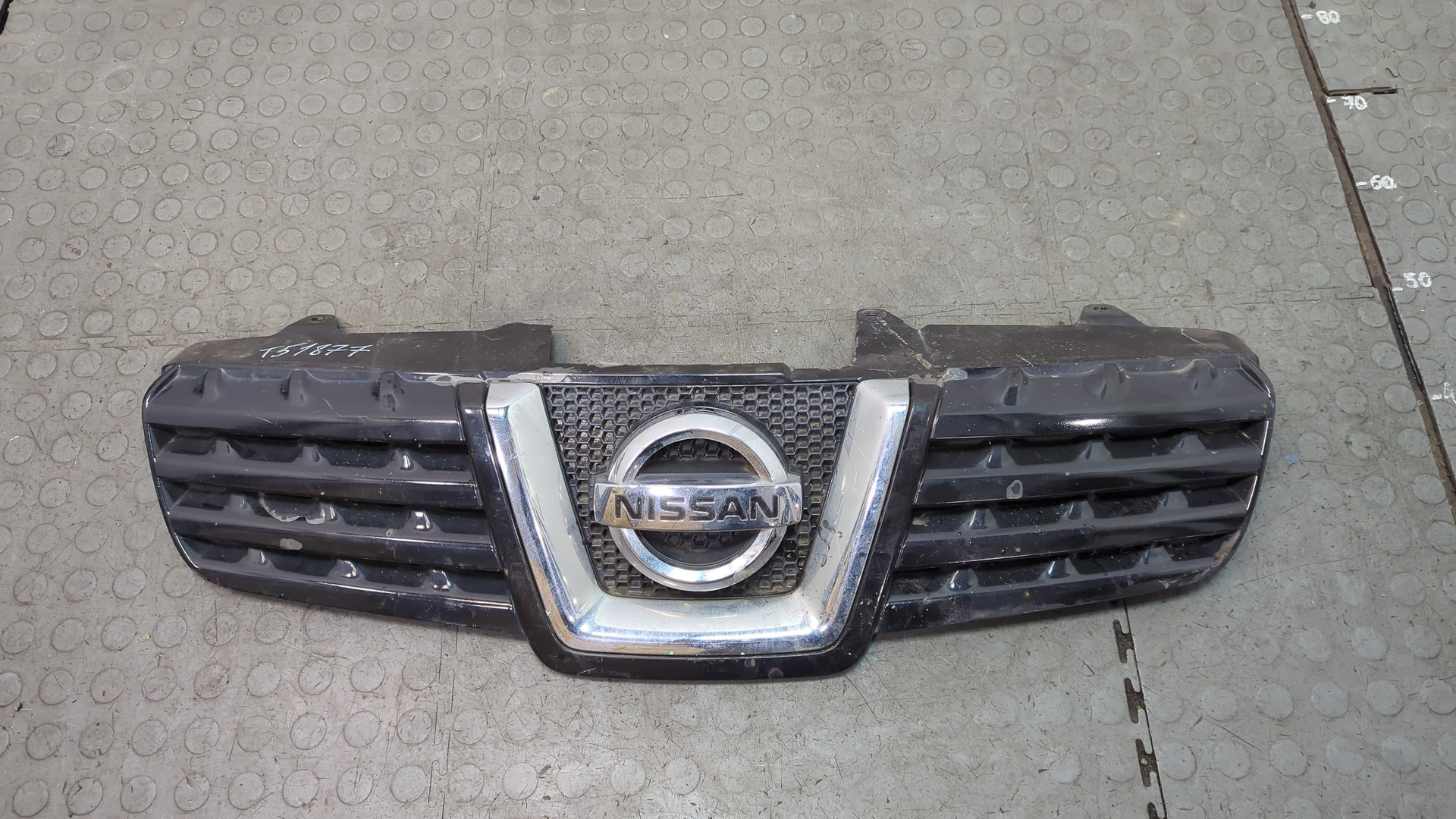 Решетка радиатора