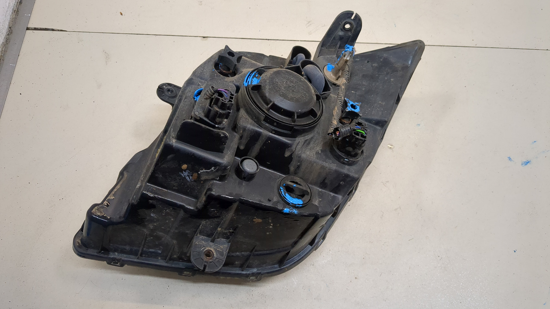 Фара правая