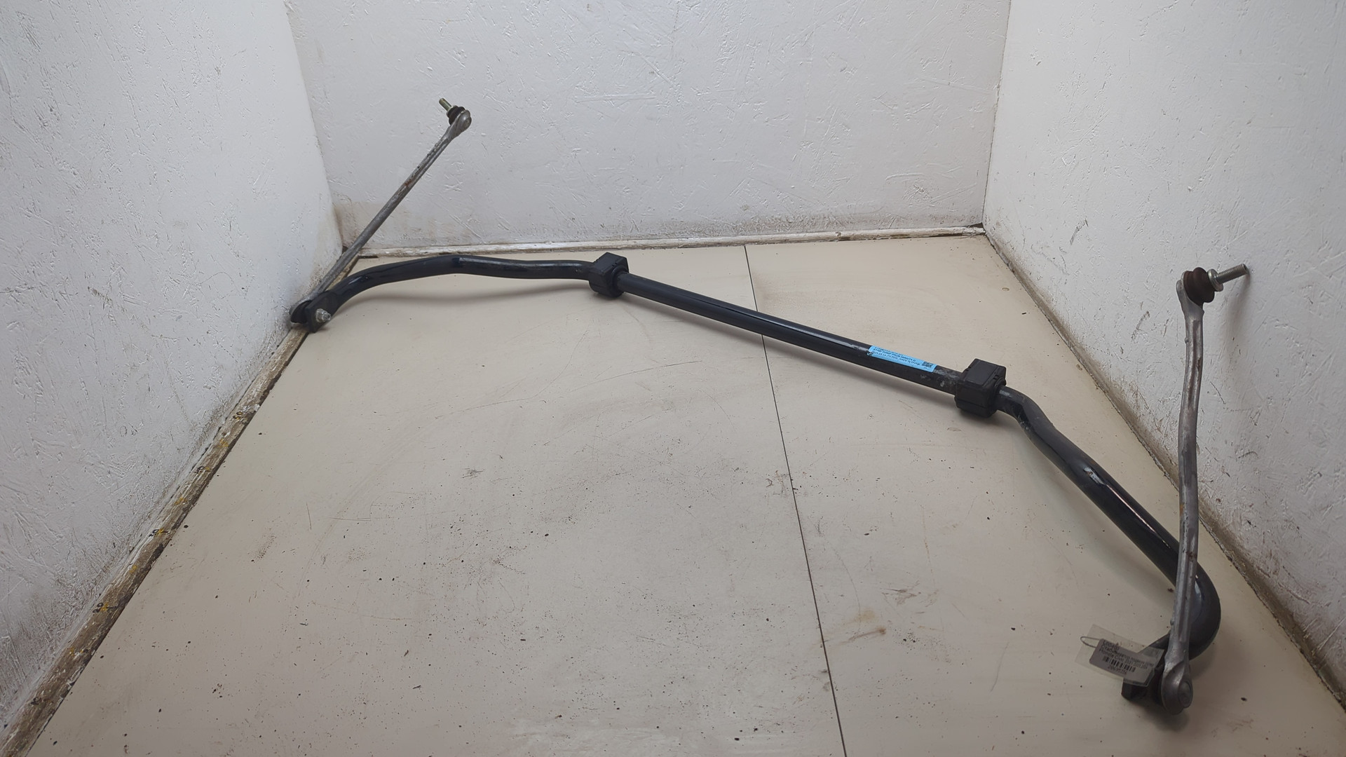 Стабилизатор передний