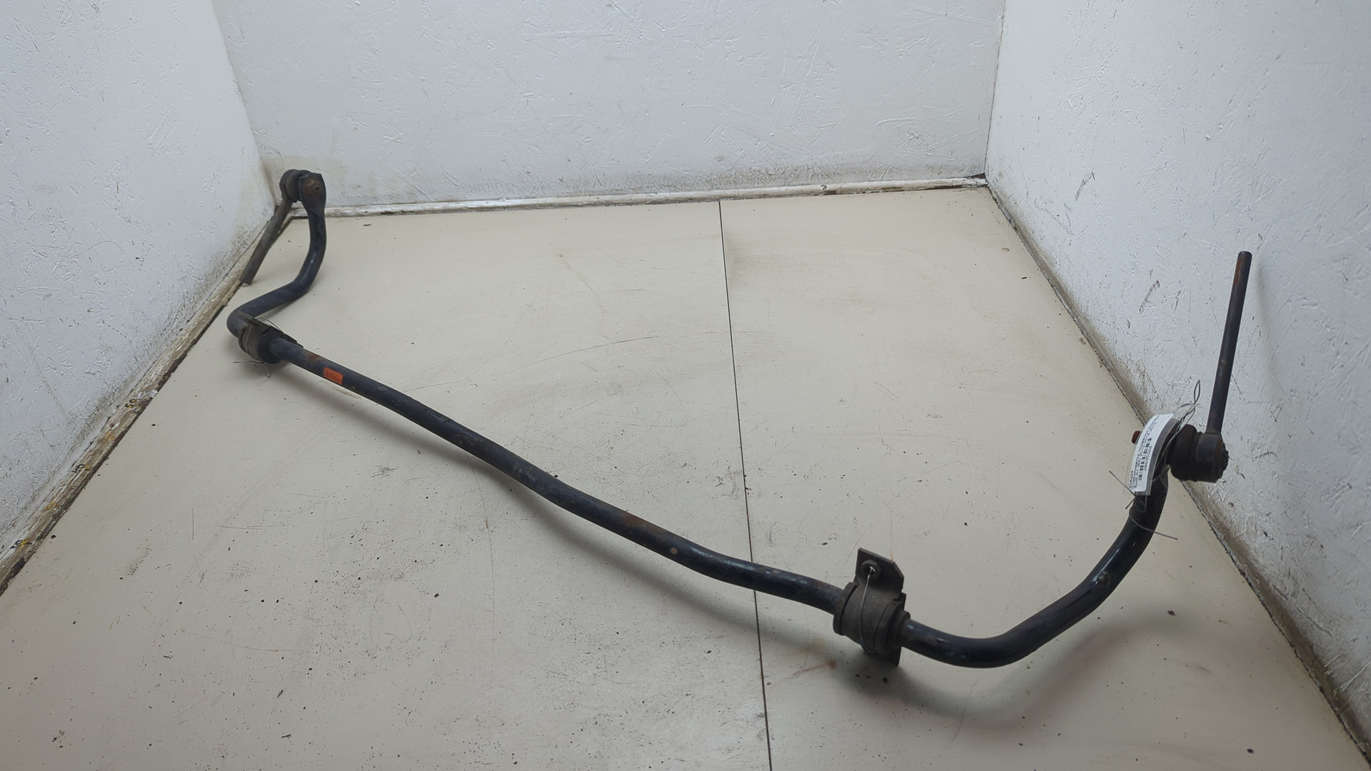 Стабилизатор передний