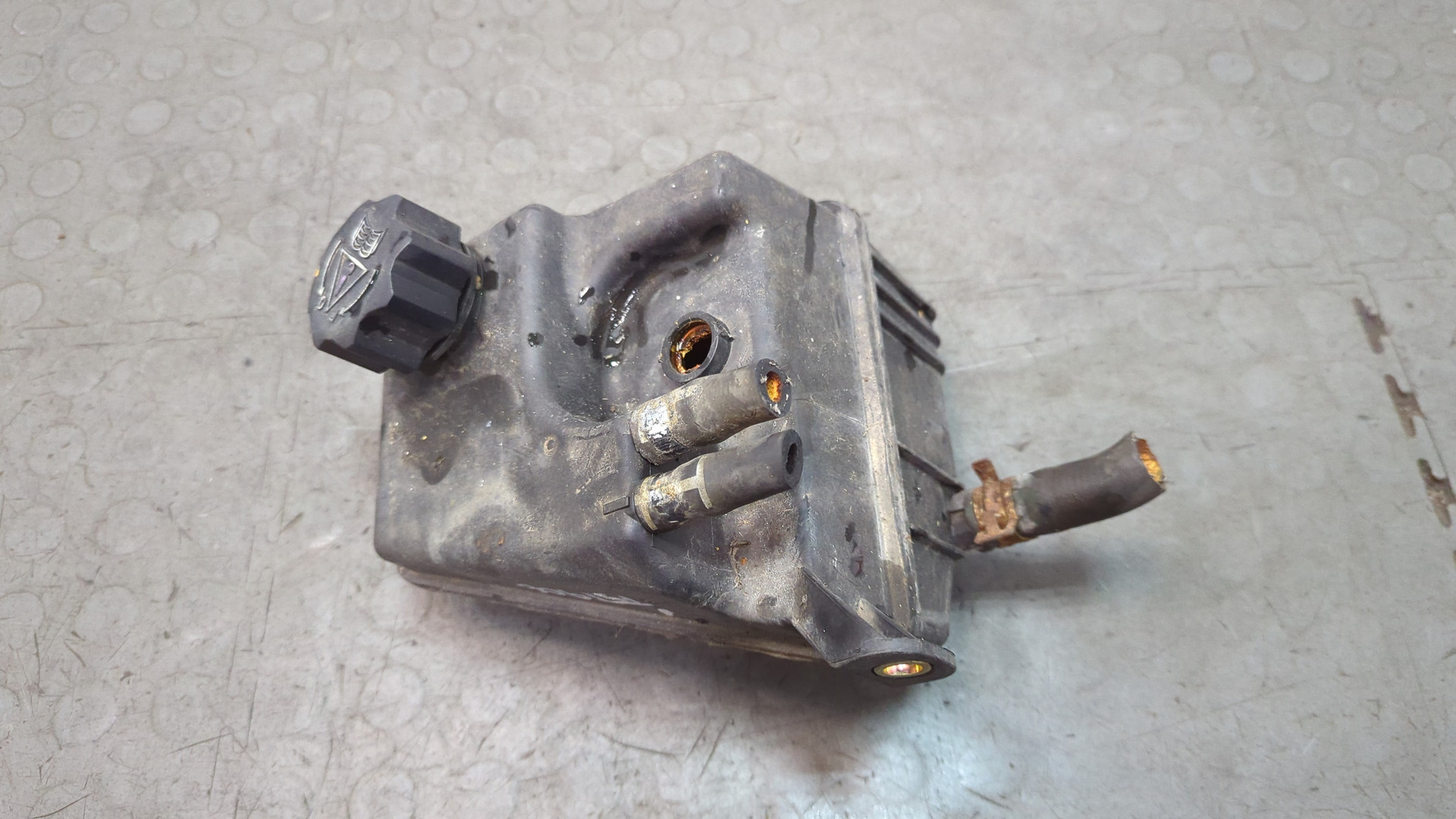 Бачок расширительный