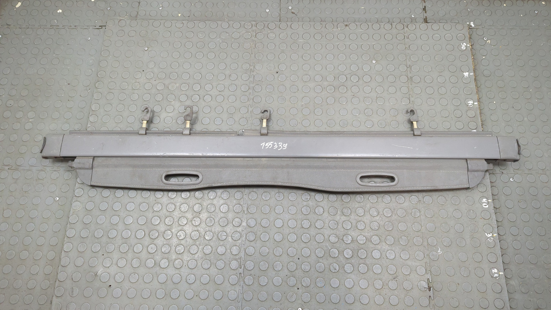 Шторка багажника