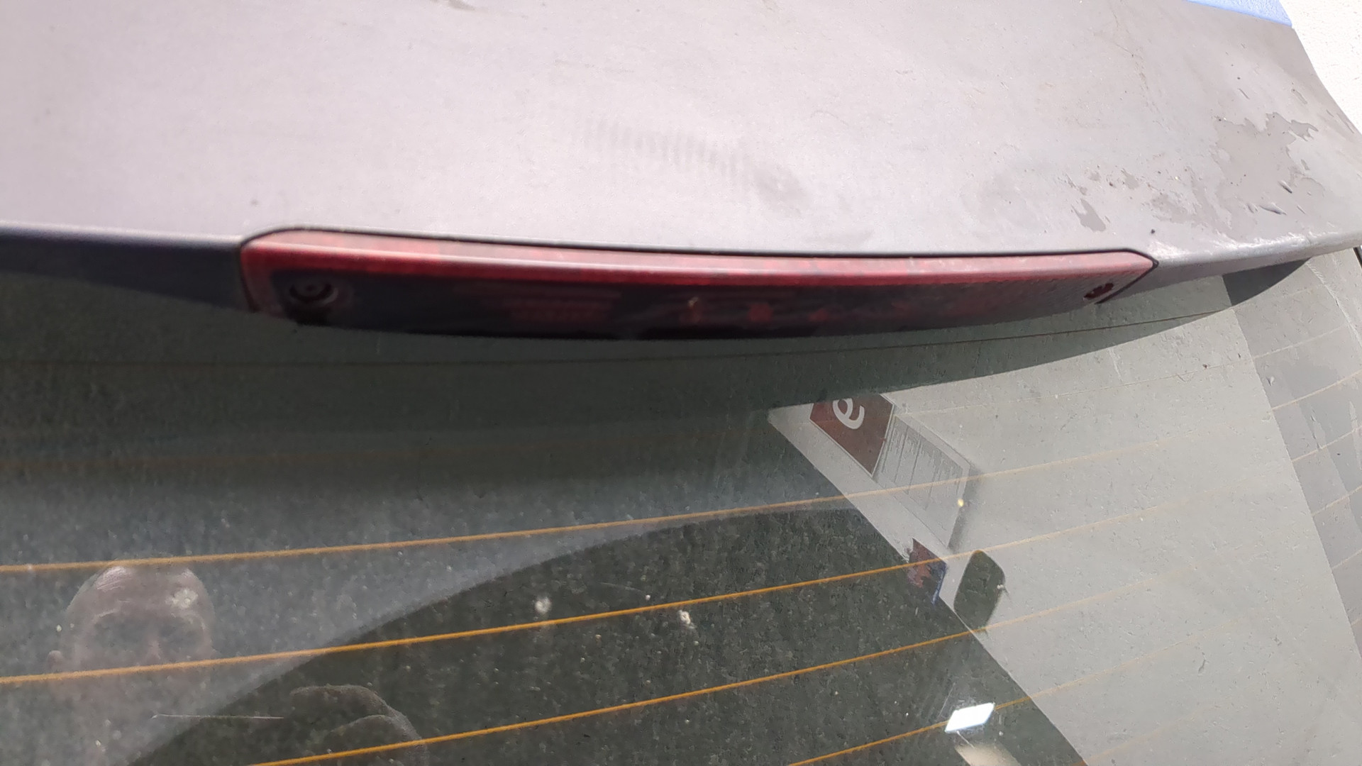 Дверь багажника