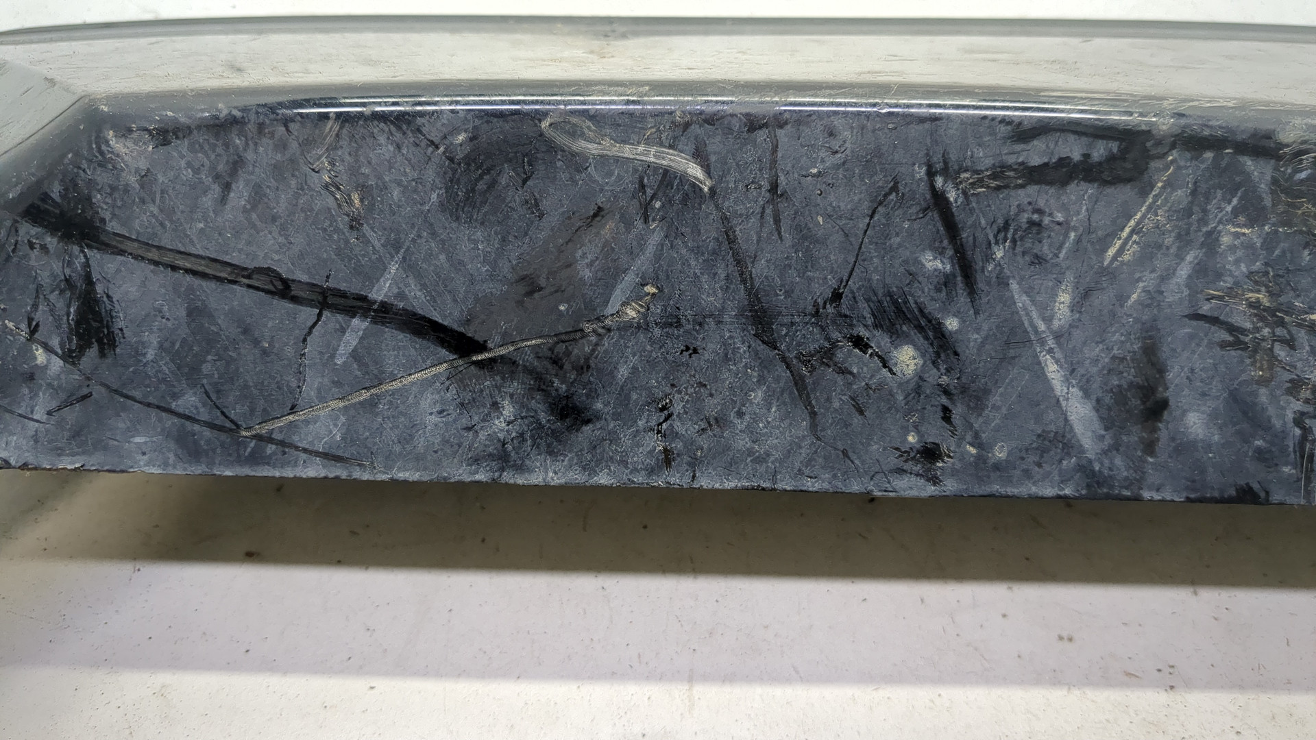 Молдинг заднего бампера