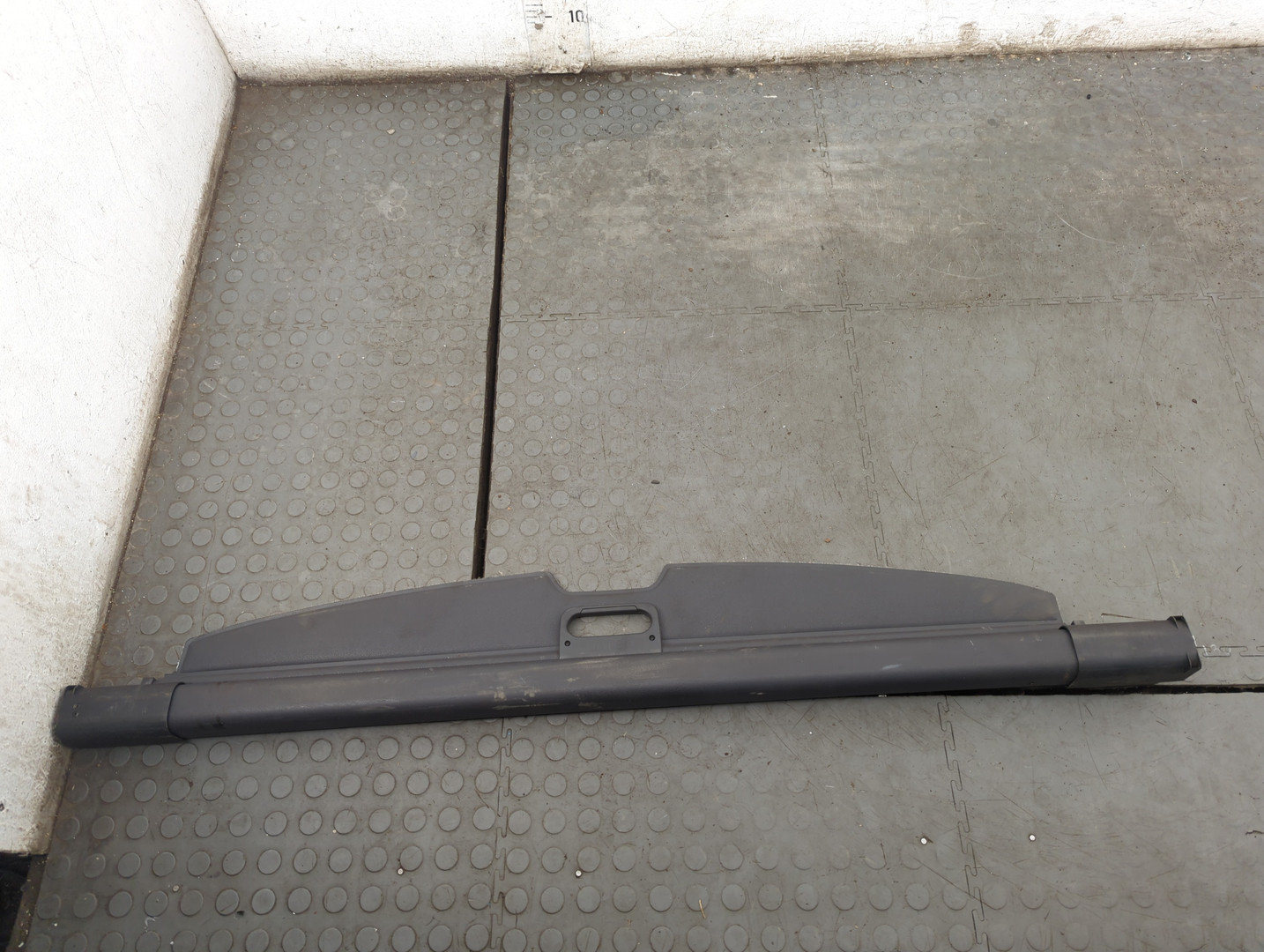 Шторка багажника