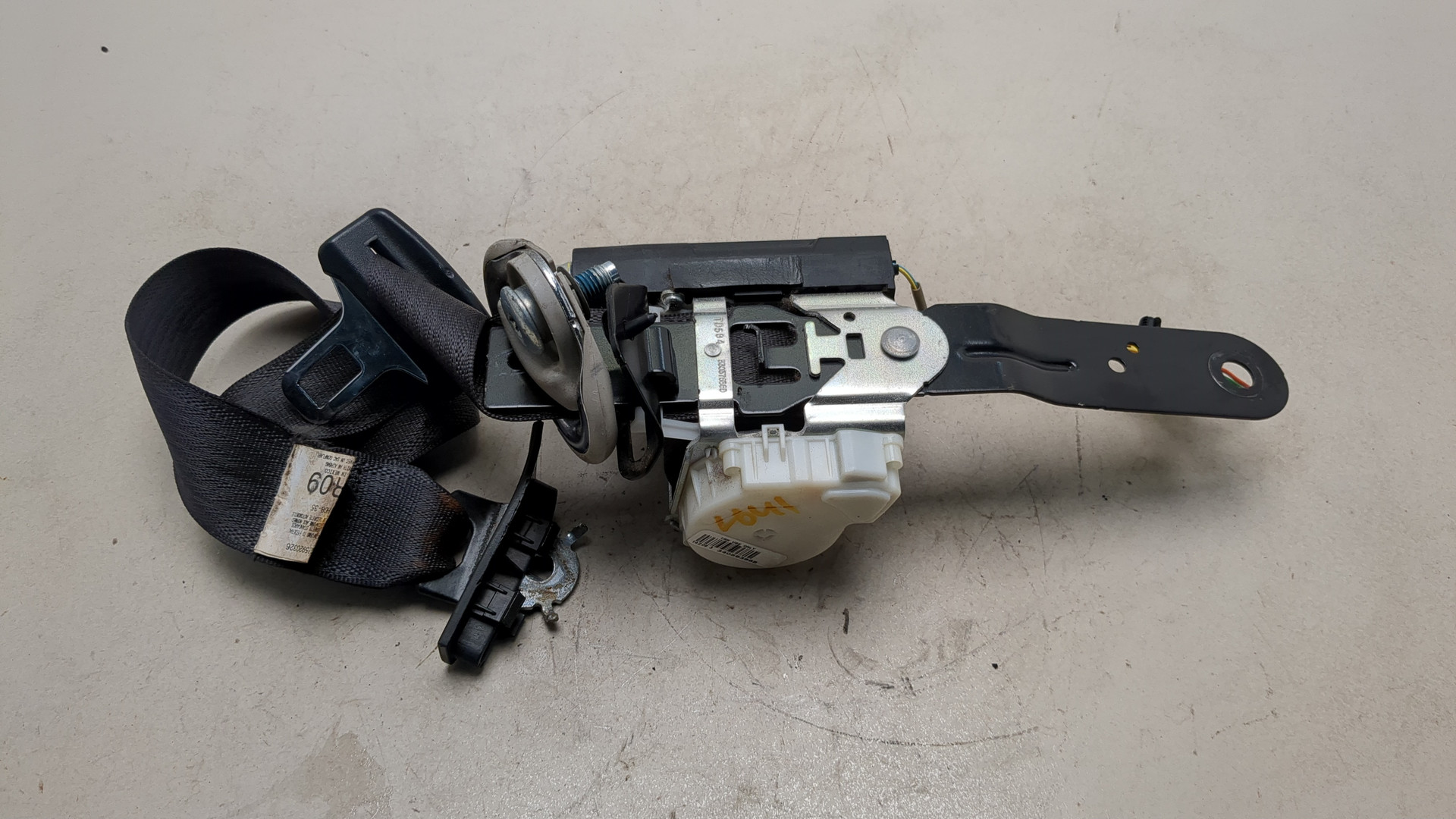 Ремень безопасности