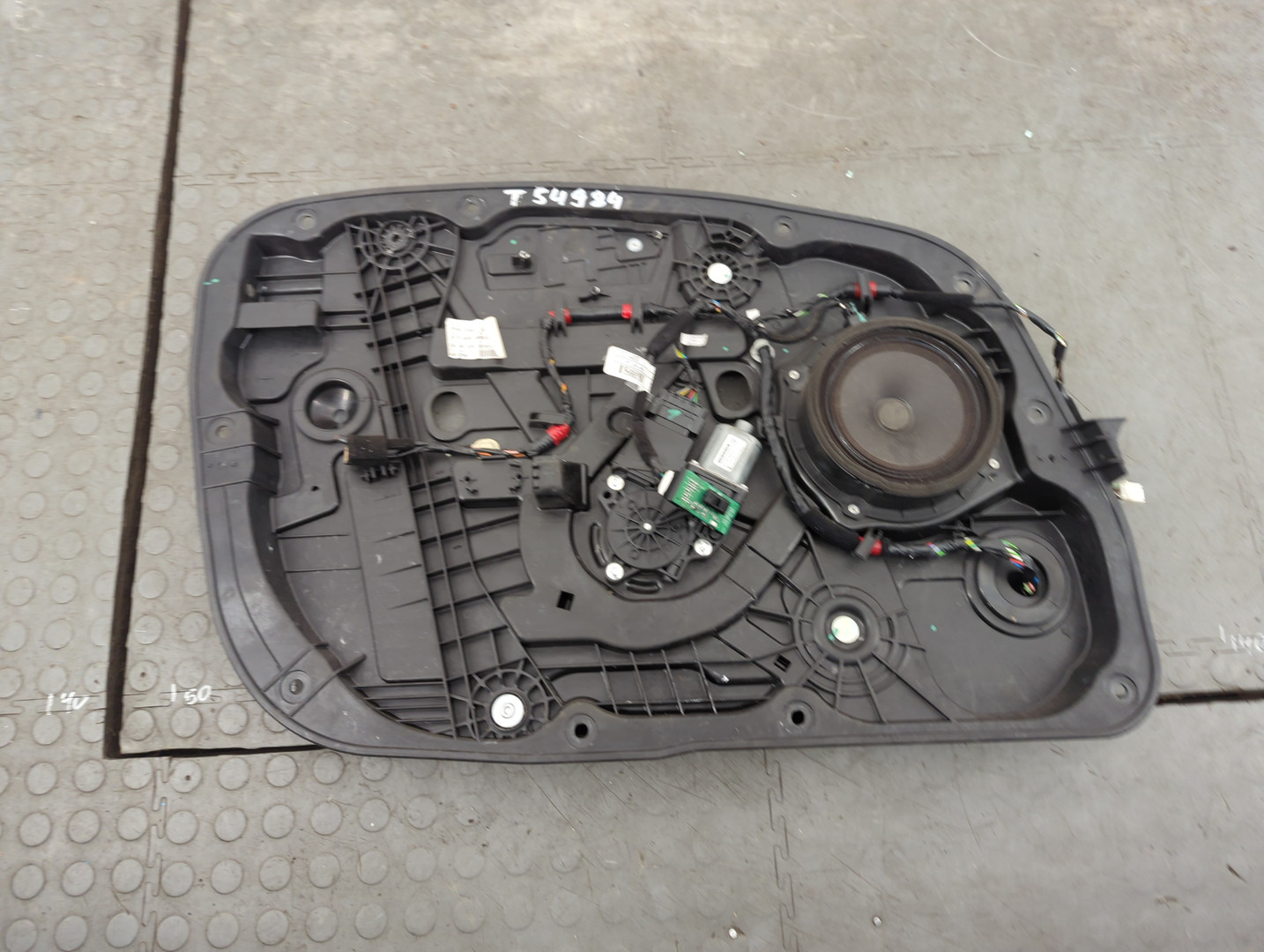 Стеклоподъемник электр. передний левый