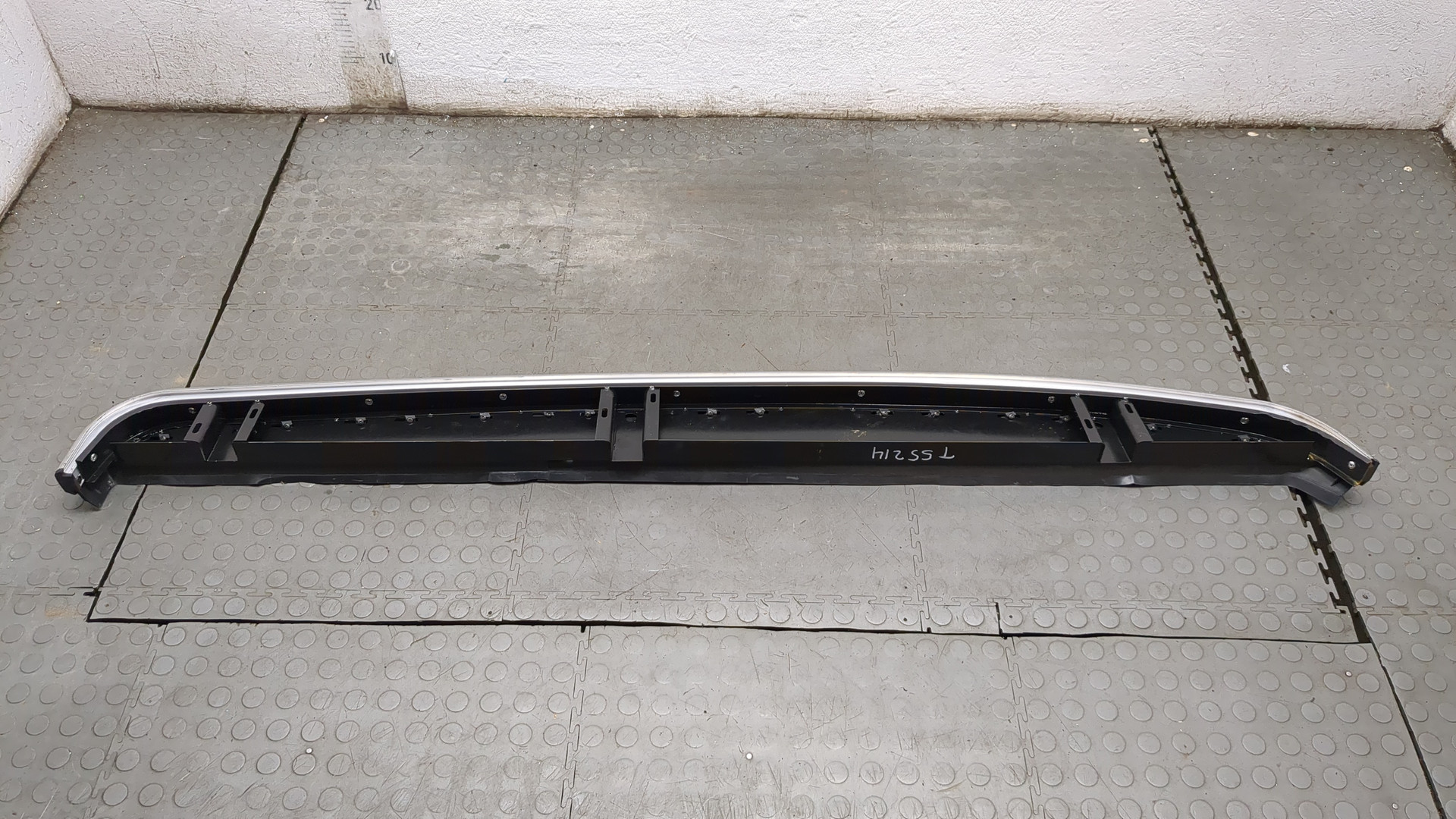 Подножка правая